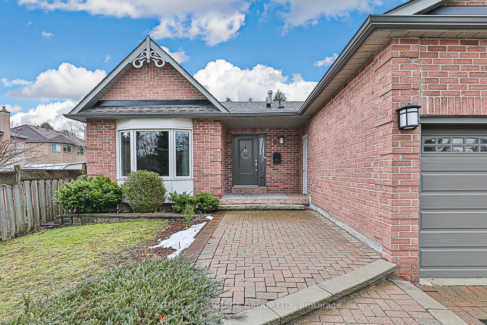 Photo 2 of 5 Haskell Crescent, Aurora, Aurora Highlands — HOMEH
