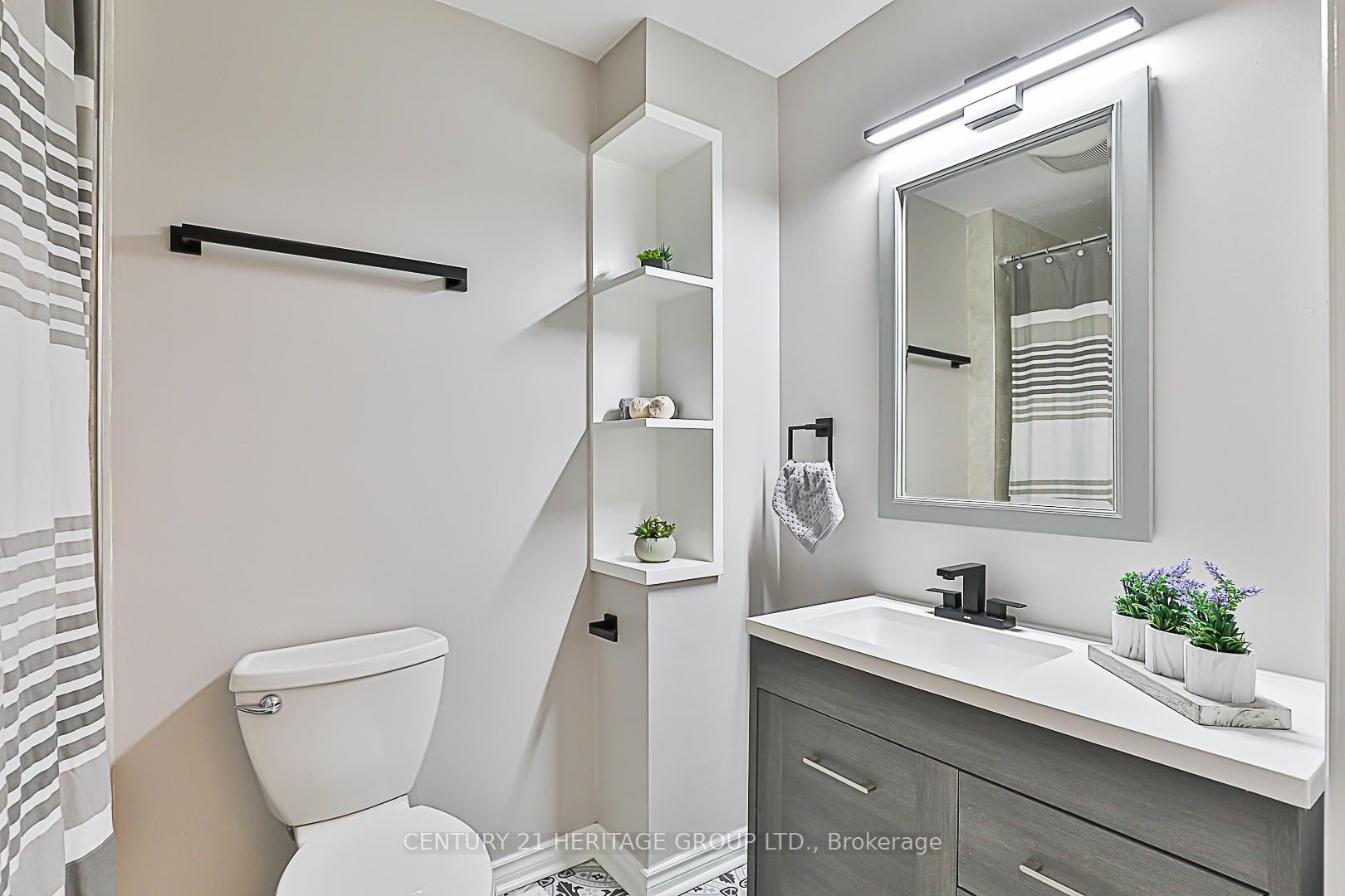 Photo 23 of 5 Haskell Crescent, Aurora, Aurora Highlands — HOMEH