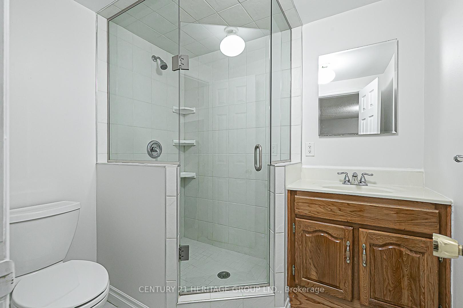 Photo 26 of 5 Haskell Crescent, Aurora, Aurora Highlands — HOMEH