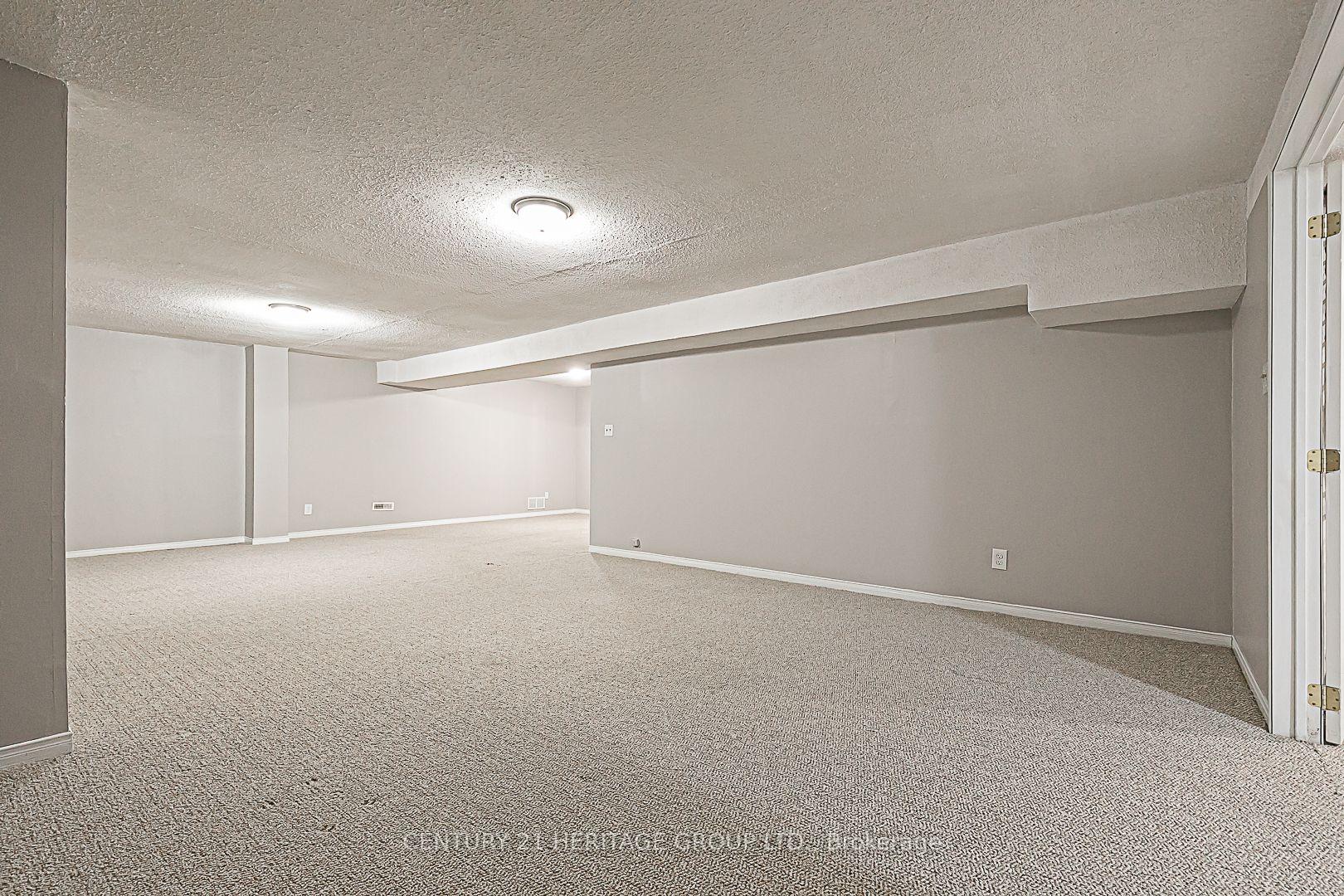 Photo 28 of 5 Haskell Crescent, Aurora, Aurora Highlands — HOMEH