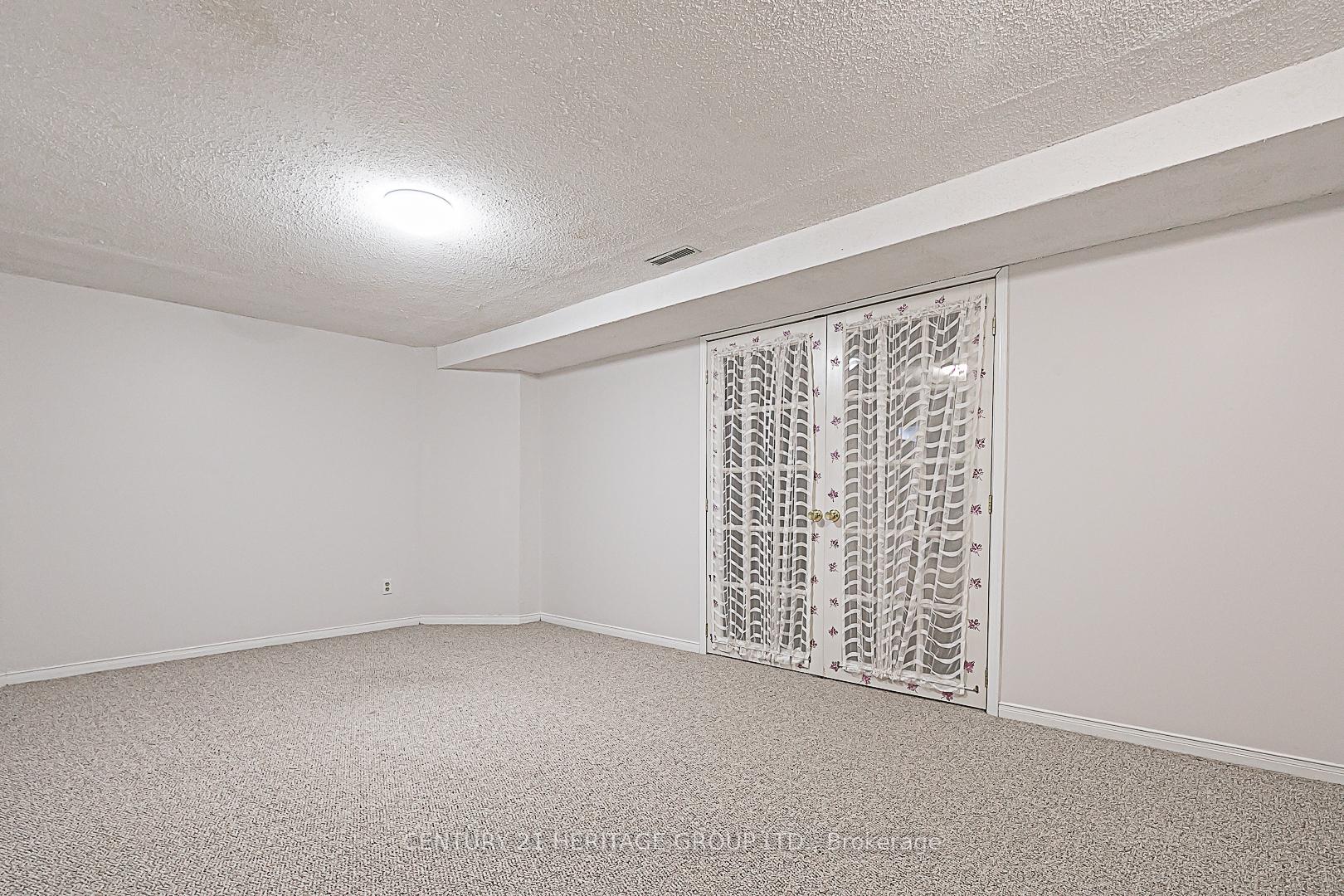 Photo 32 of 5 Haskell Crescent, Aurora, Aurora Highlands — HOMEH