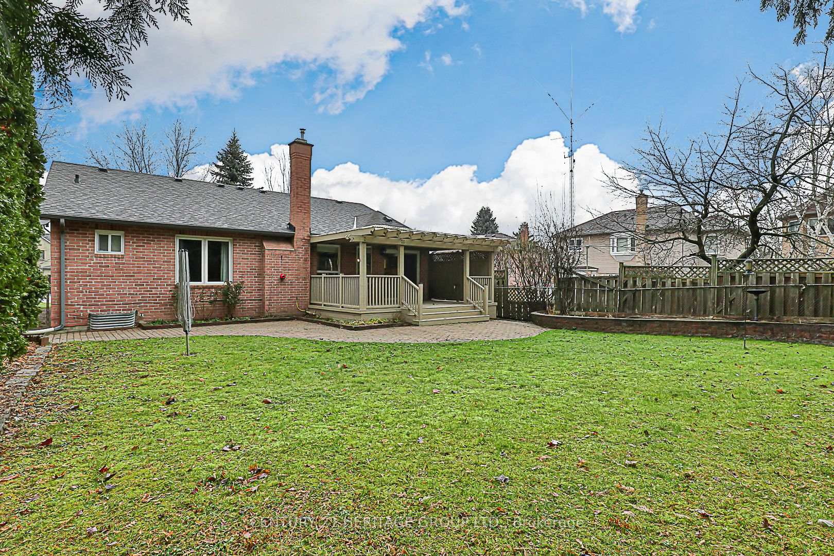 Photo 36 of 5 Haskell Crescent, Aurora, Aurora Highlands — HOMEH