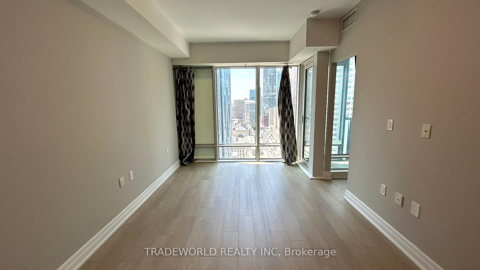 Photo 3 of Unit 2404, 8 The Esplanade, Toronto, Waterfront Communities — HOMEH