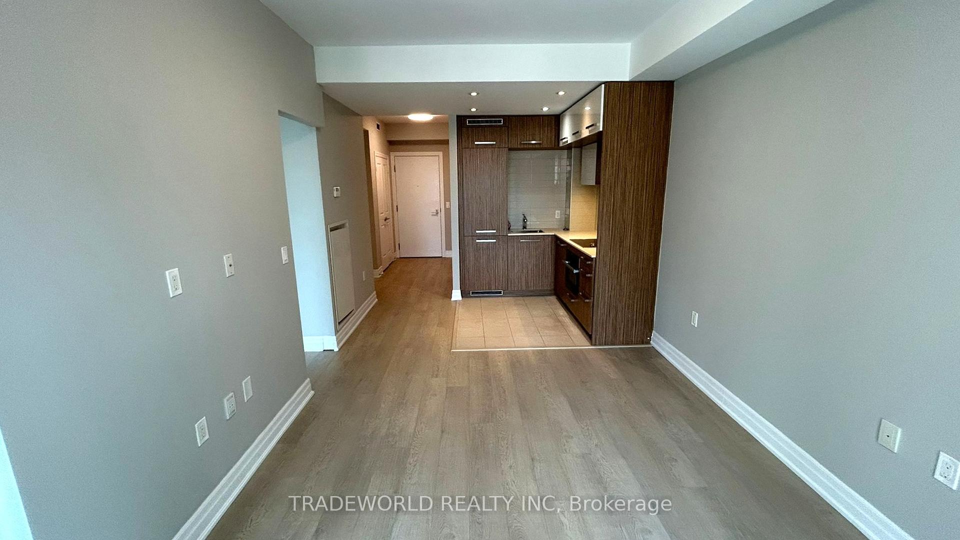 Photo 4 of Unit 2404, 8 The Esplanade, Toronto, Waterfront Communities — HOMEH