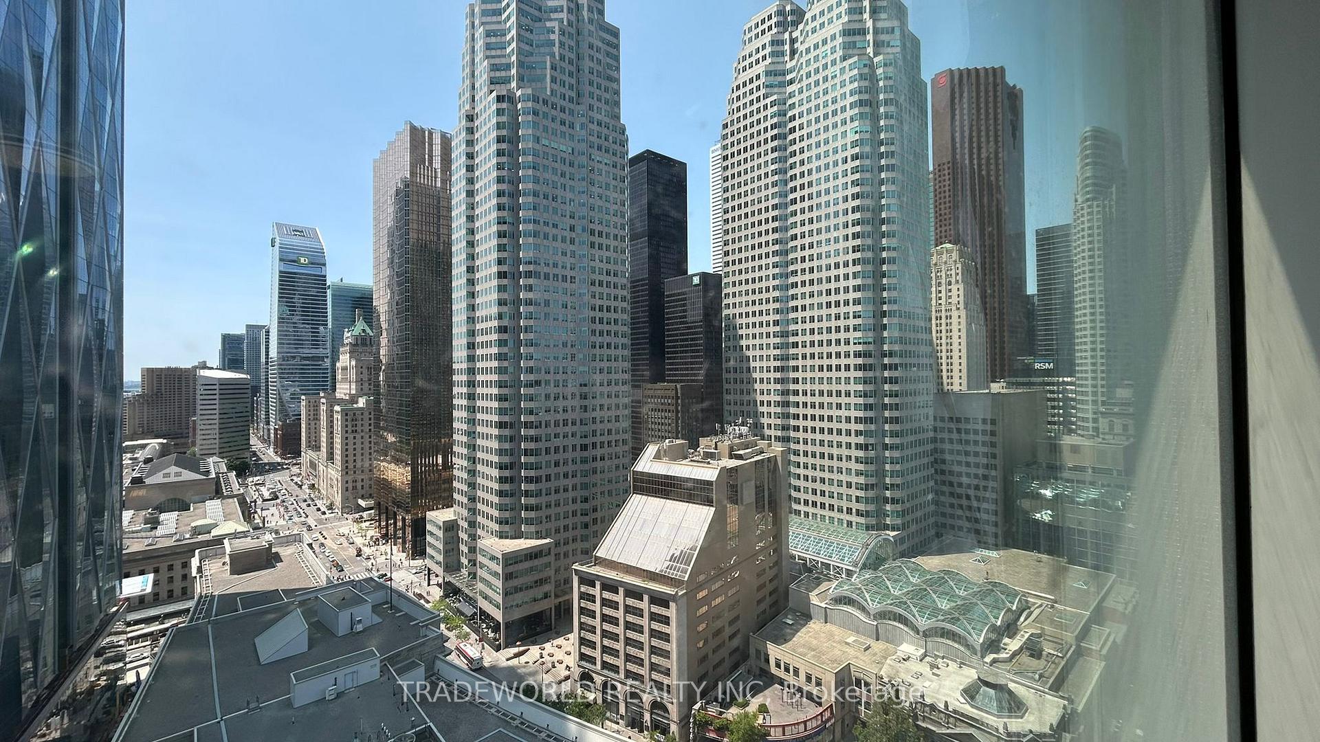 Photo 26 of Unit 2404, 8 The Esplanade, Toronto, Waterfront Communities — HOMEH