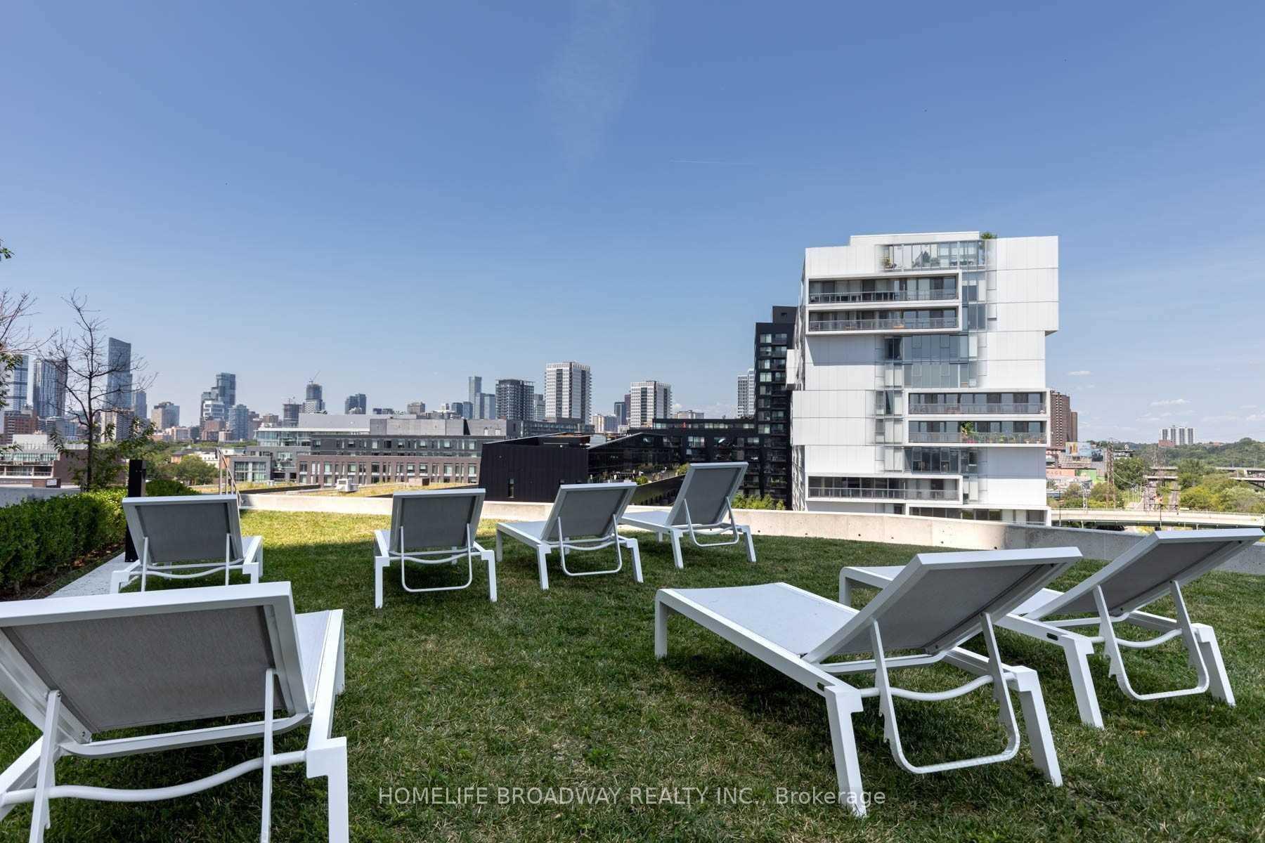 Photo 6 of Unit 412, 170 Bayview Avenue, Toronto, Waterfront Communities — HOMEH