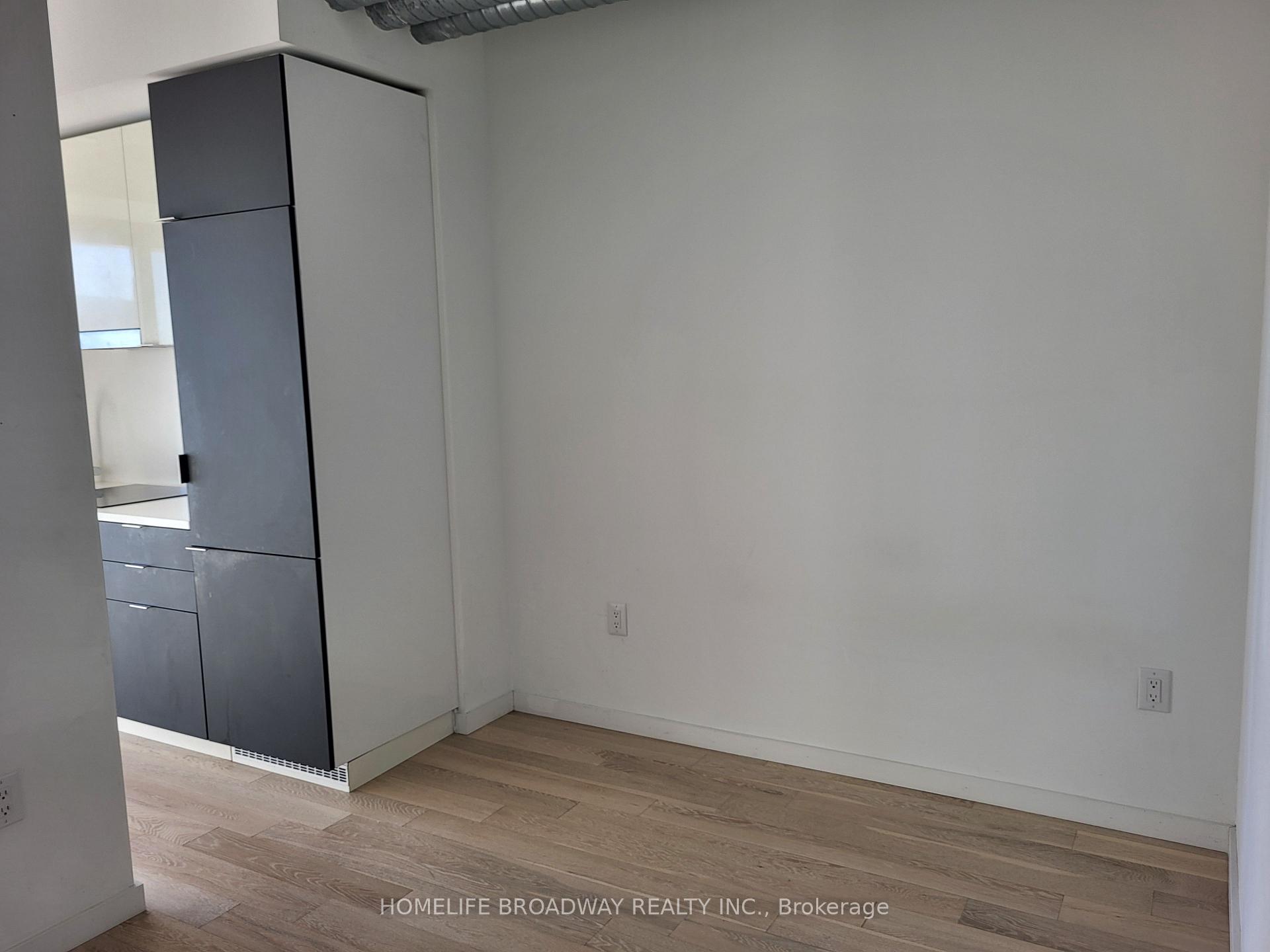Photo 12 of Unit 412, 170 Bayview Avenue, Toronto, Waterfront Communities — HOMEH