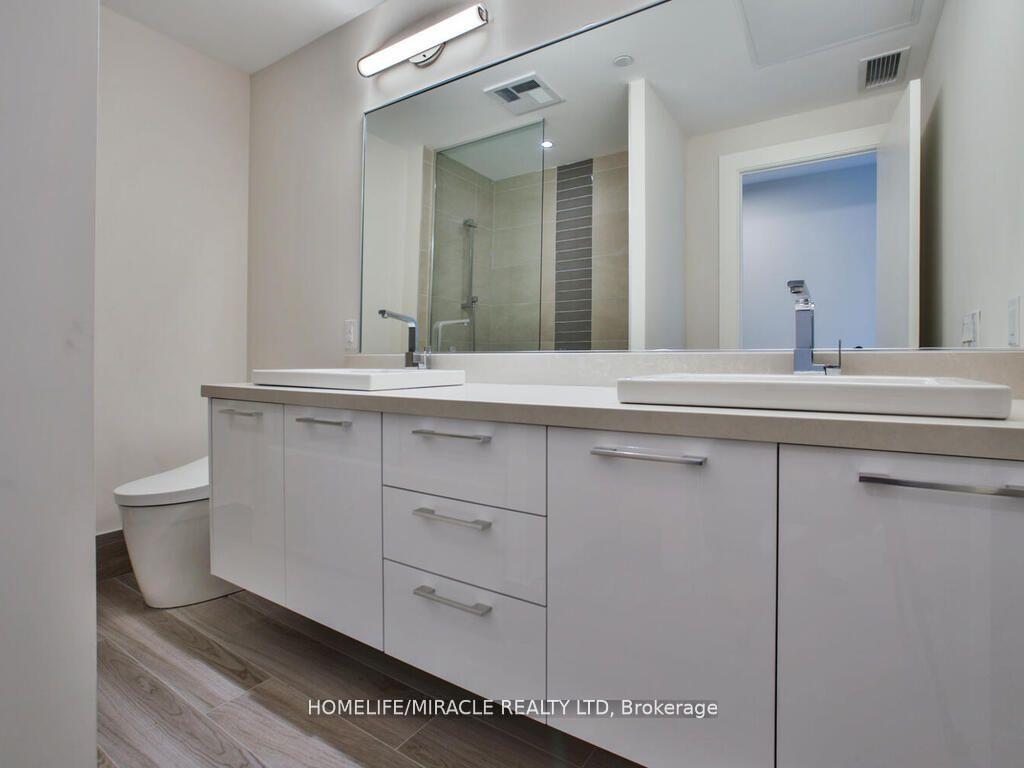 Photo 33 of Unit 402, 3 Southvale Drive, Toronto, Leaside — HOMEH