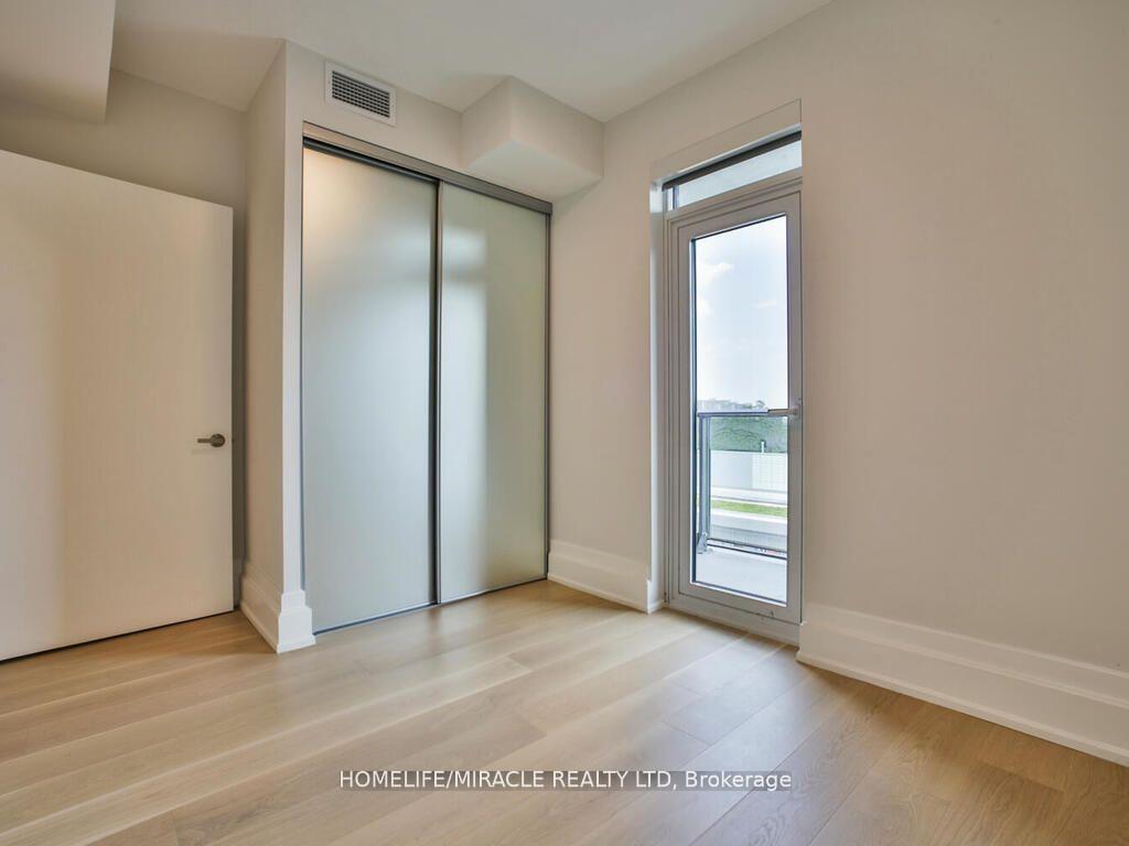 Photo 29 of Unit 402, 3 Southvale Drive, Toronto, Leaside — HOMEH