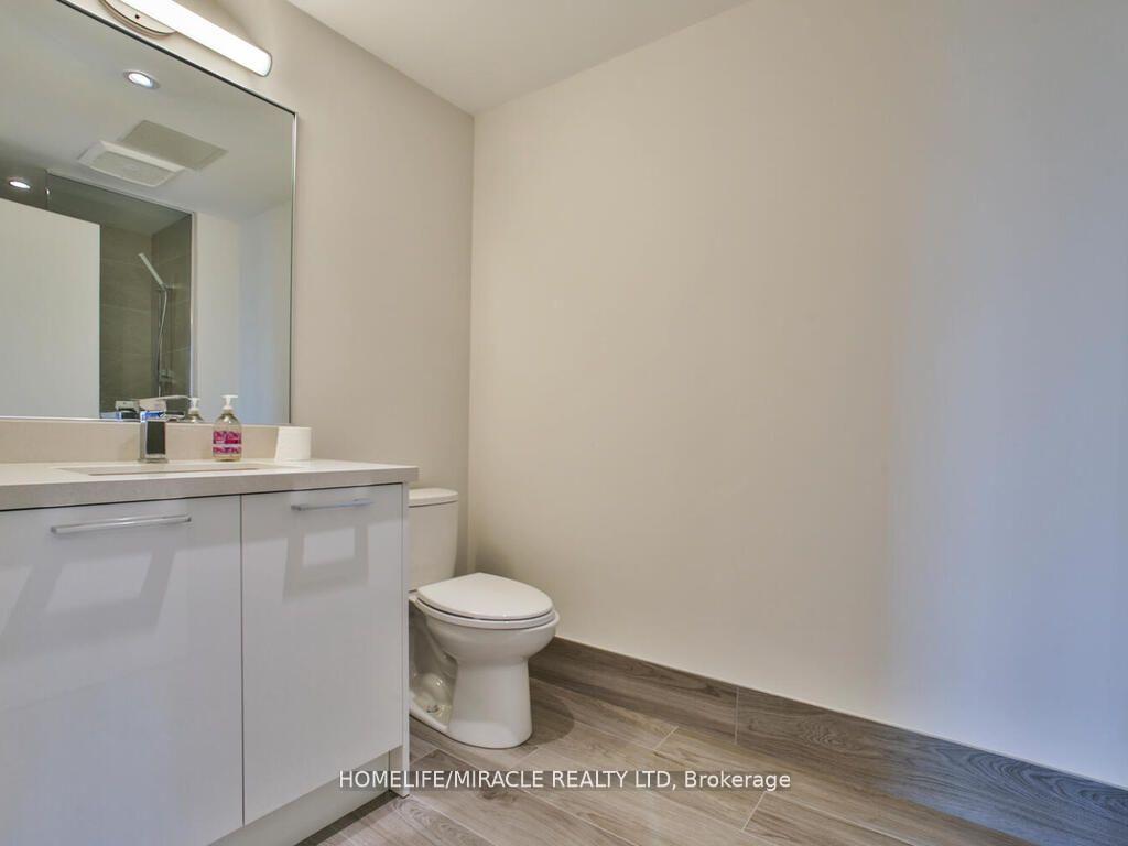 Photo 34 of Unit 402, 3 Southvale Drive, Toronto, Leaside — HOMEH