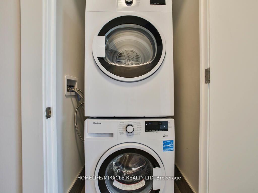 Photo 31 of Unit 402, 3 Southvale Drive, Toronto, Leaside — HOMEH