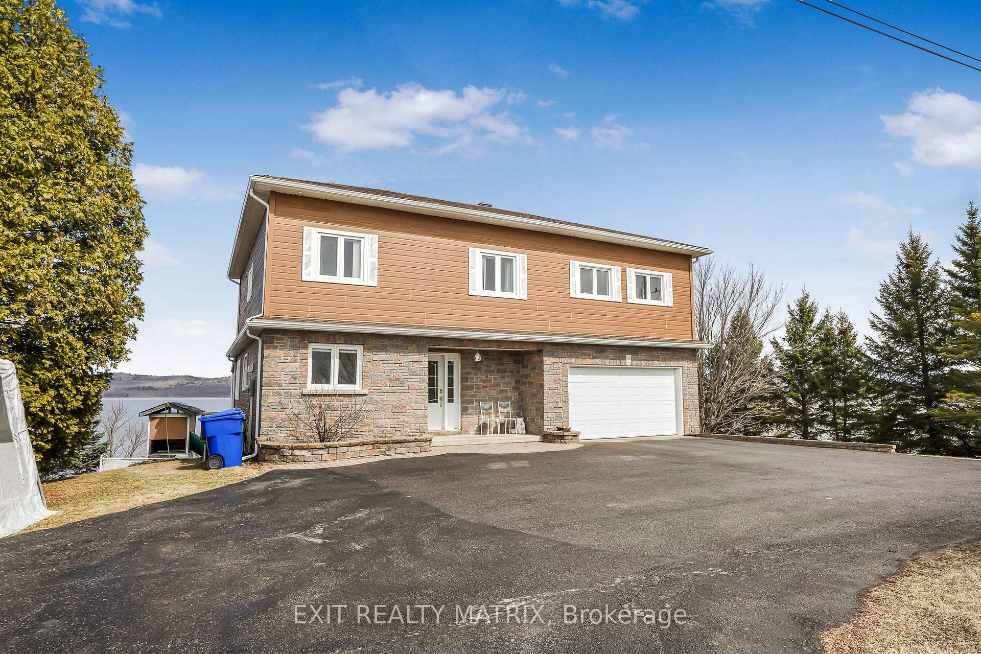 Photo 1 of 1552 Bay Road, Champlain, Champlain Twp — HOMEH