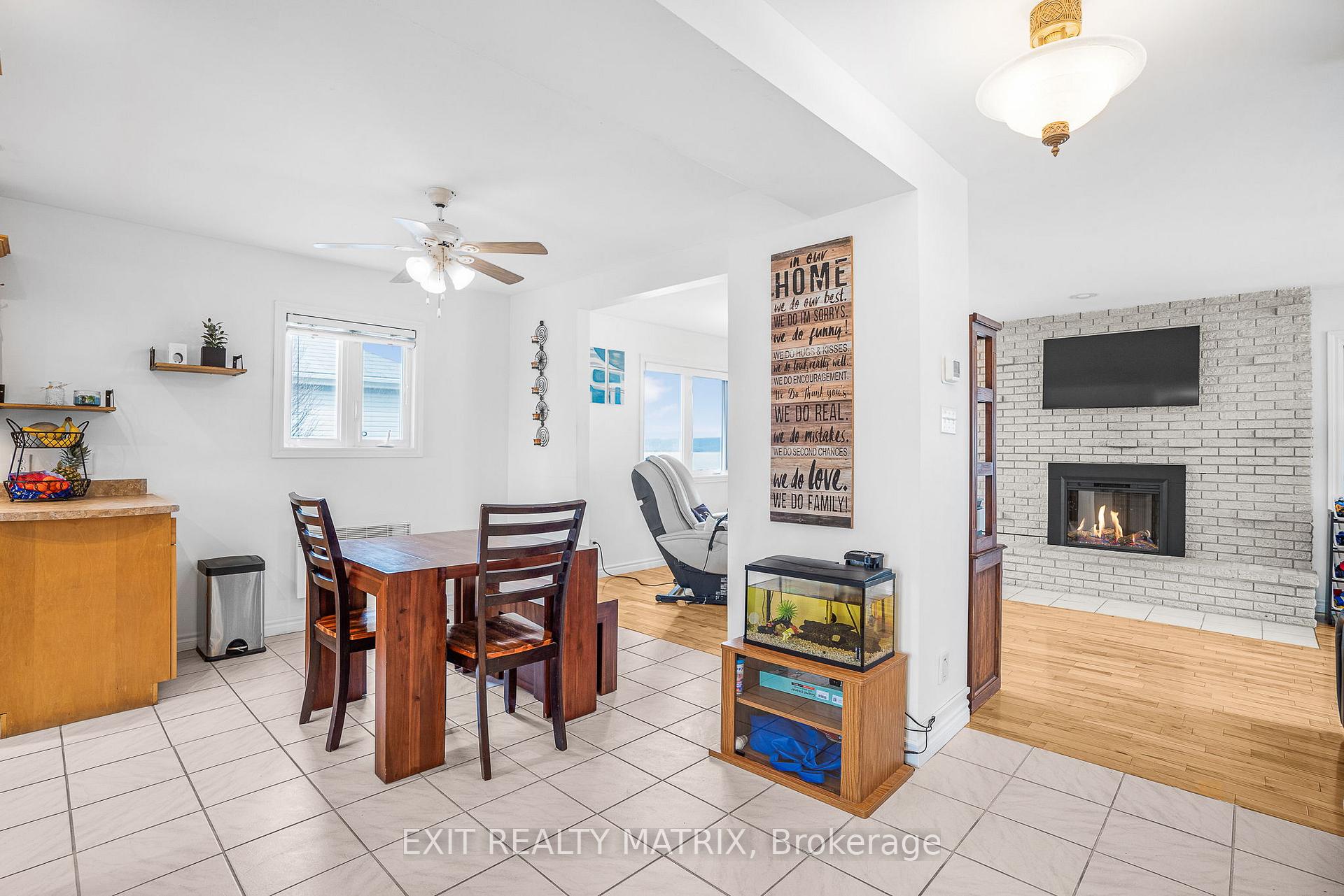Photo 6 of 1552 Bay Road, Champlain, Champlain Twp — HOMEH
