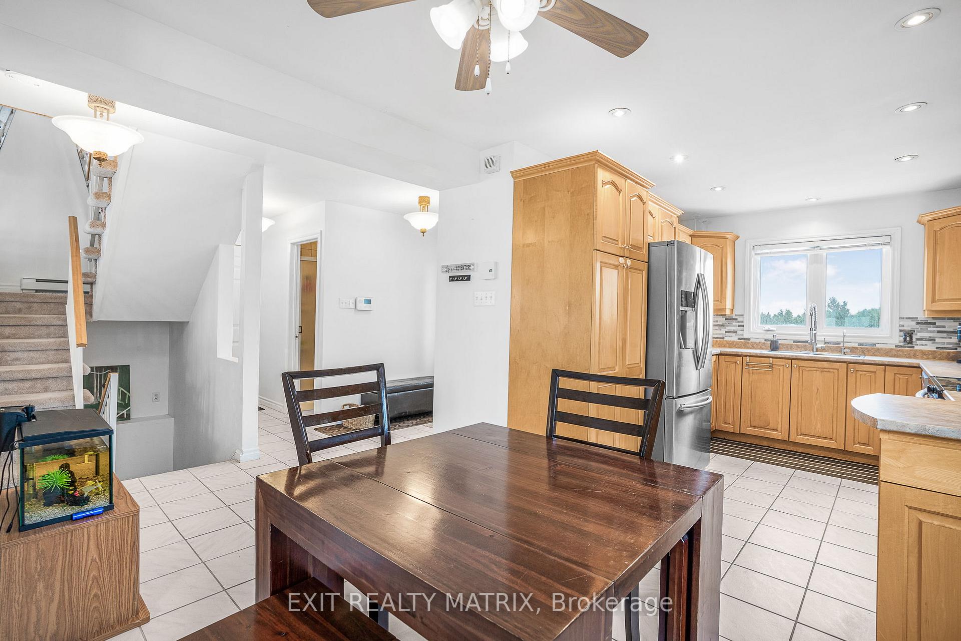 Photo 8 of 1552 Bay Road, Champlain, Champlain Twp — HOMEH