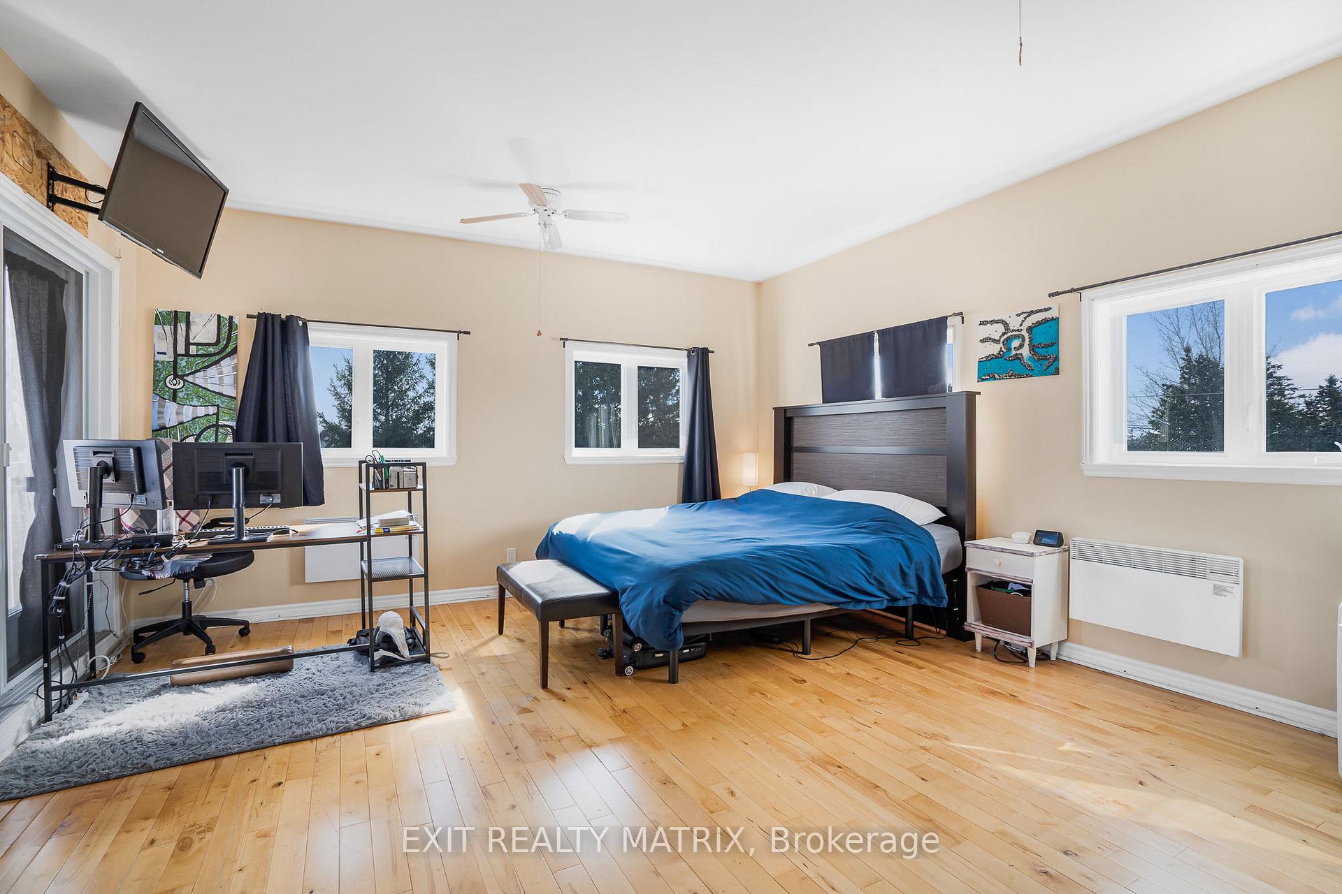 Photo 18 of 1552 Bay Road, Champlain, Champlain Twp — HOMEH