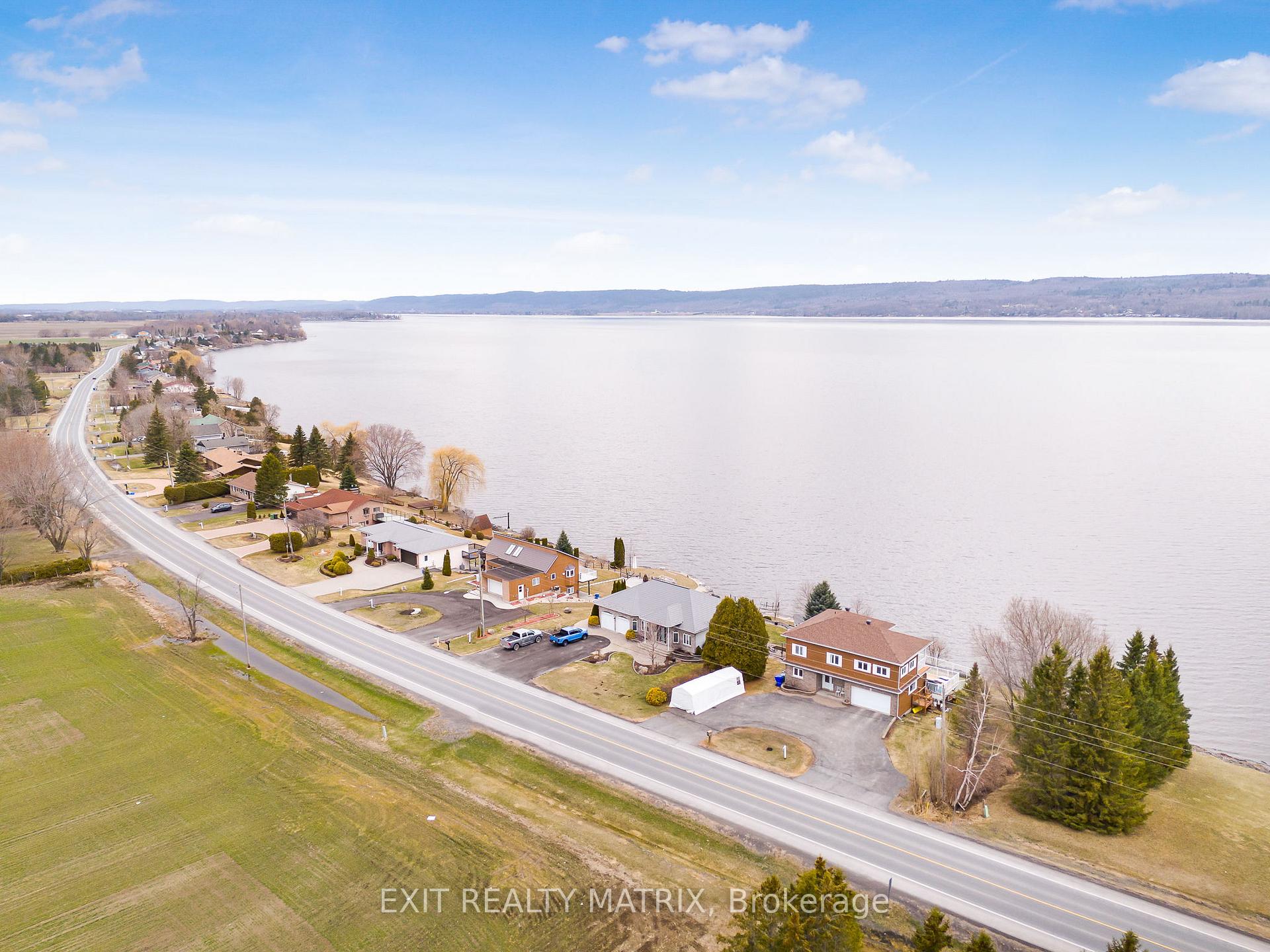 Photo 37 of 1552 Bay Road, Champlain, Champlain Twp — HOMEH