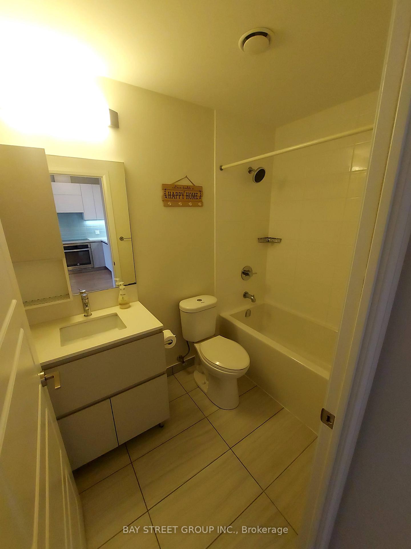 Photo 6 of Unit 712, 25 Water Walk Drive, Markham, Unionville — HOMEH