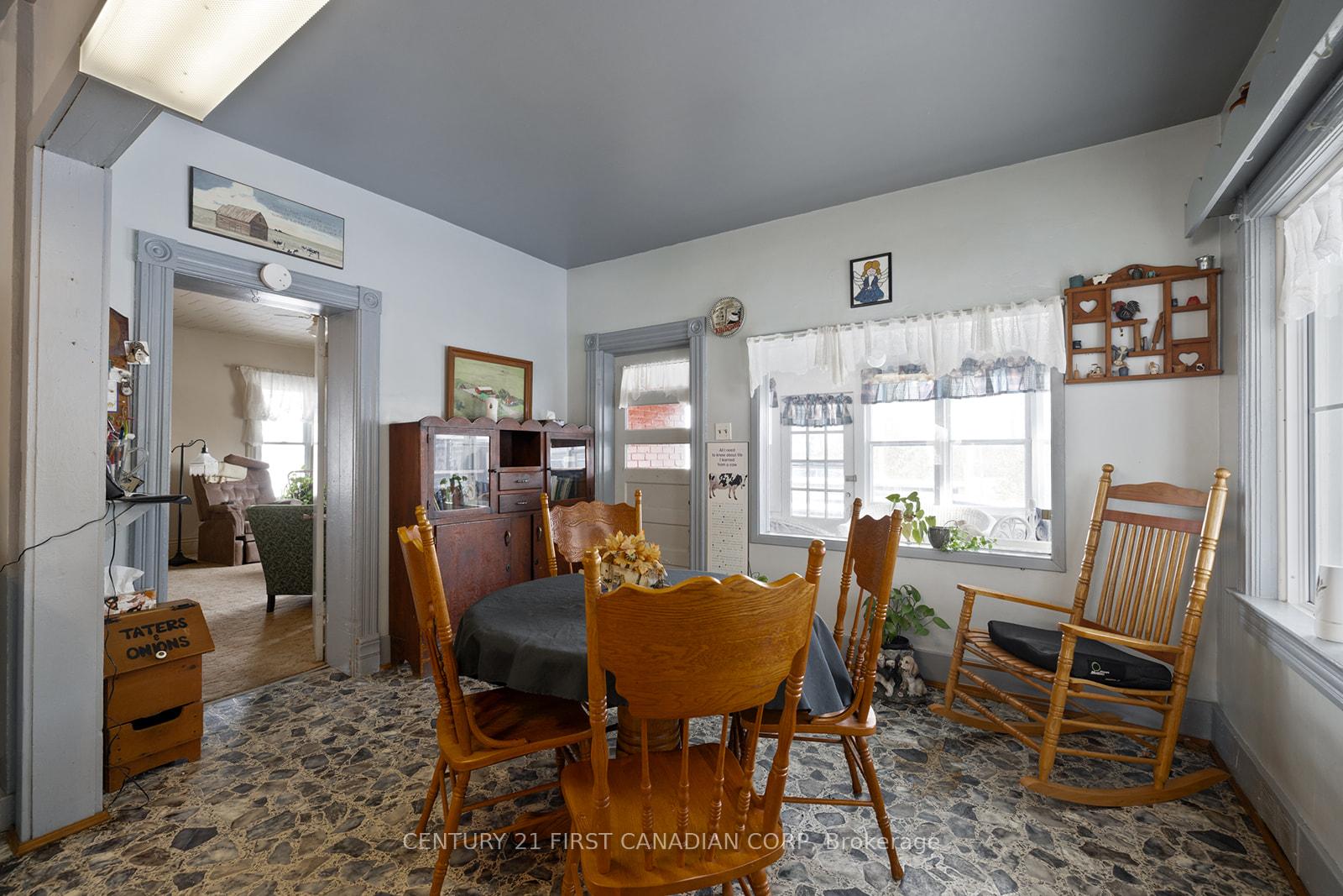 Photo 10 of 12476 O'neill Line, Chatham-Kent, Ridgetown — HOMEH