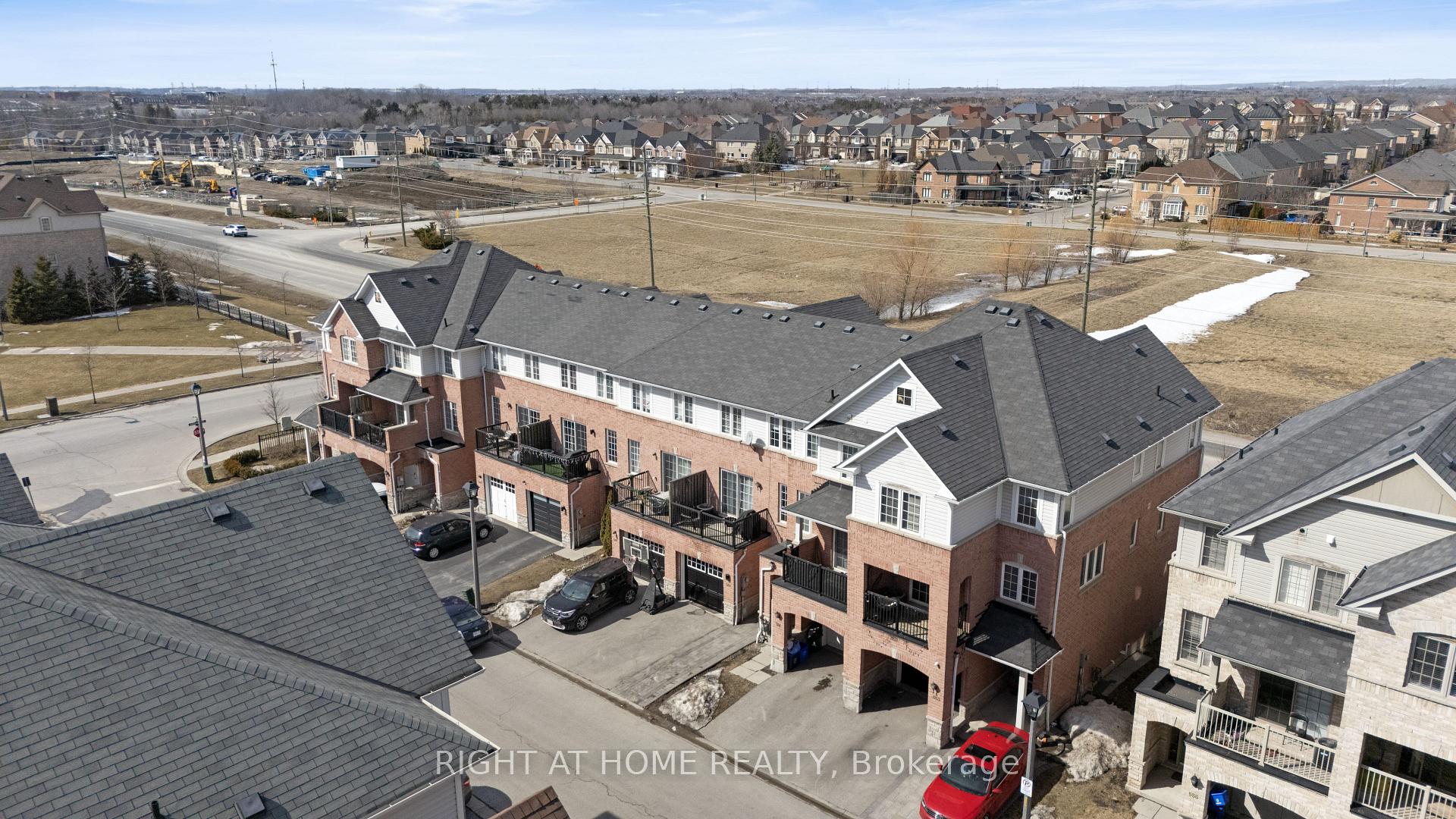 Photo 1 of 549 Rossland Road E, Ajax, Central East — HOMEH
