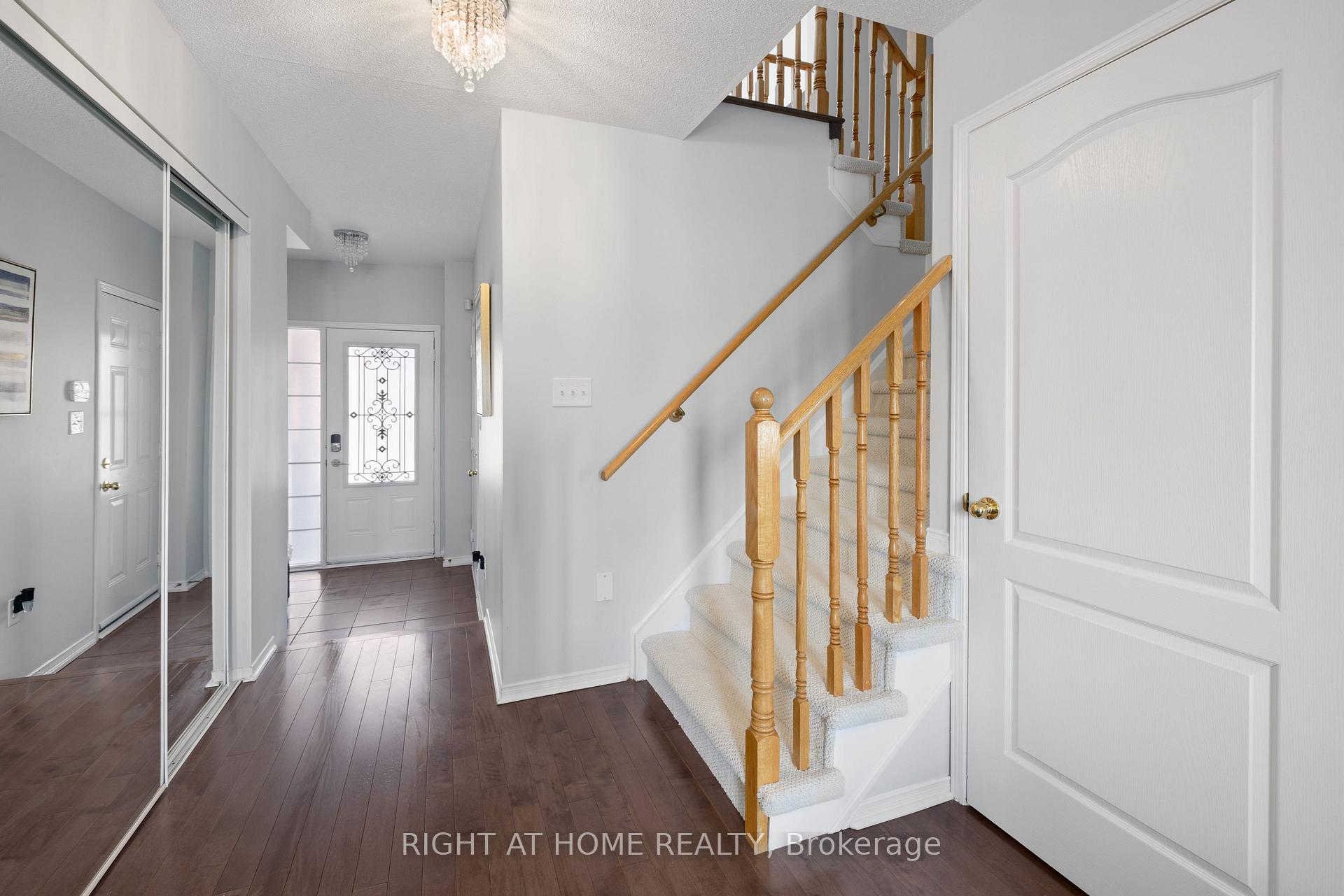 Photo 4 of 549 Rossland Road E, Ajax, Central East — HOMEH