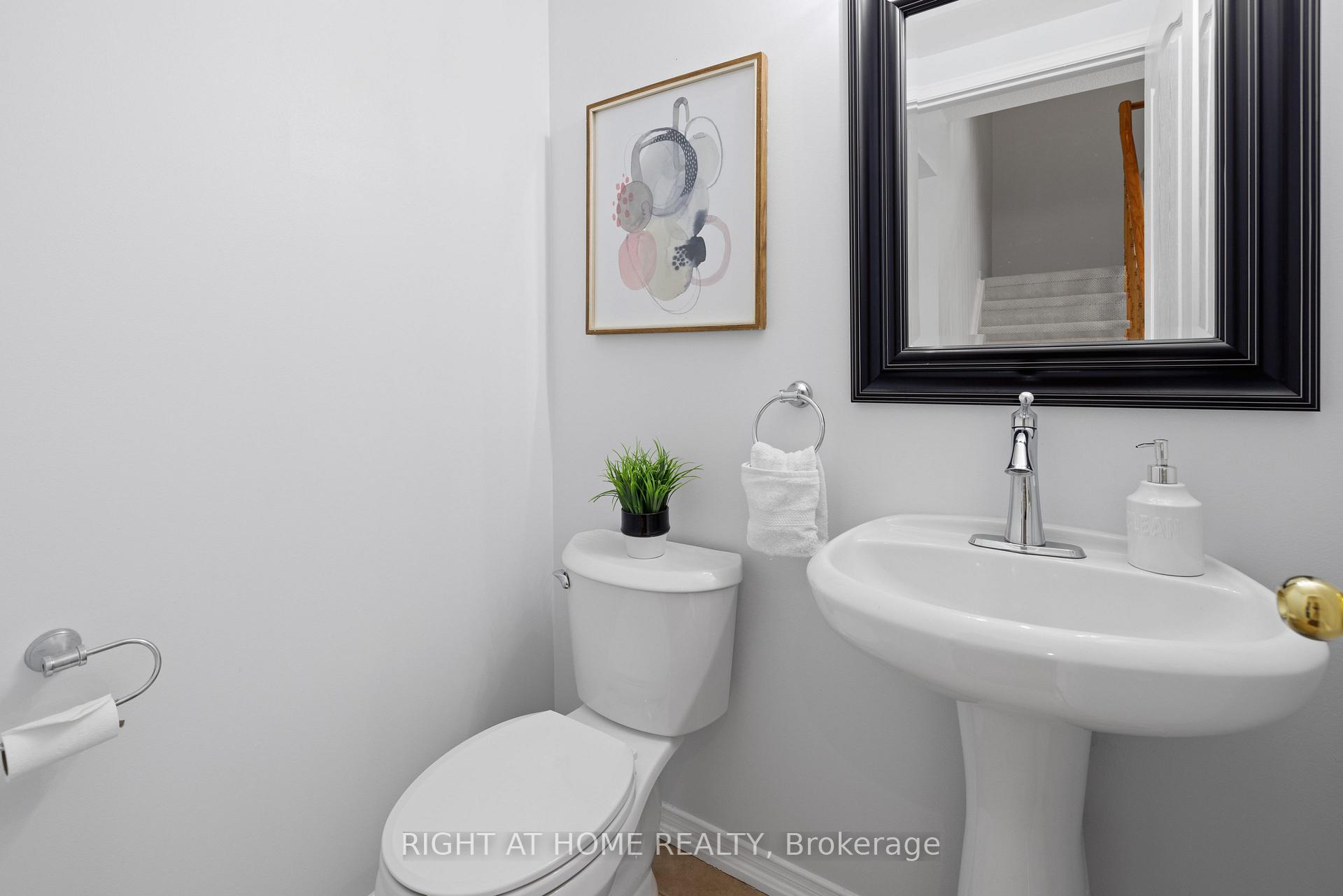 Photo 10 of 549 Rossland Road E, Ajax, Central East — HOMEH