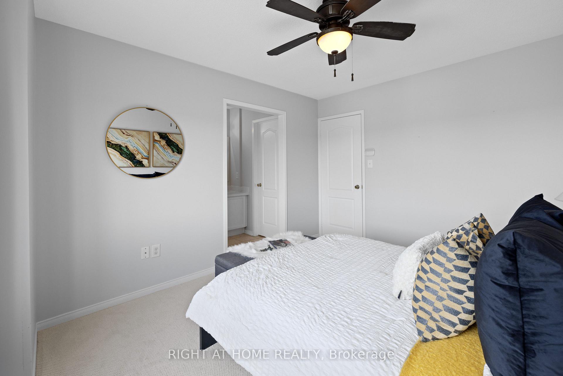 Photo 17 of 549 Rossland Road E, Ajax, Central East — HOMEH