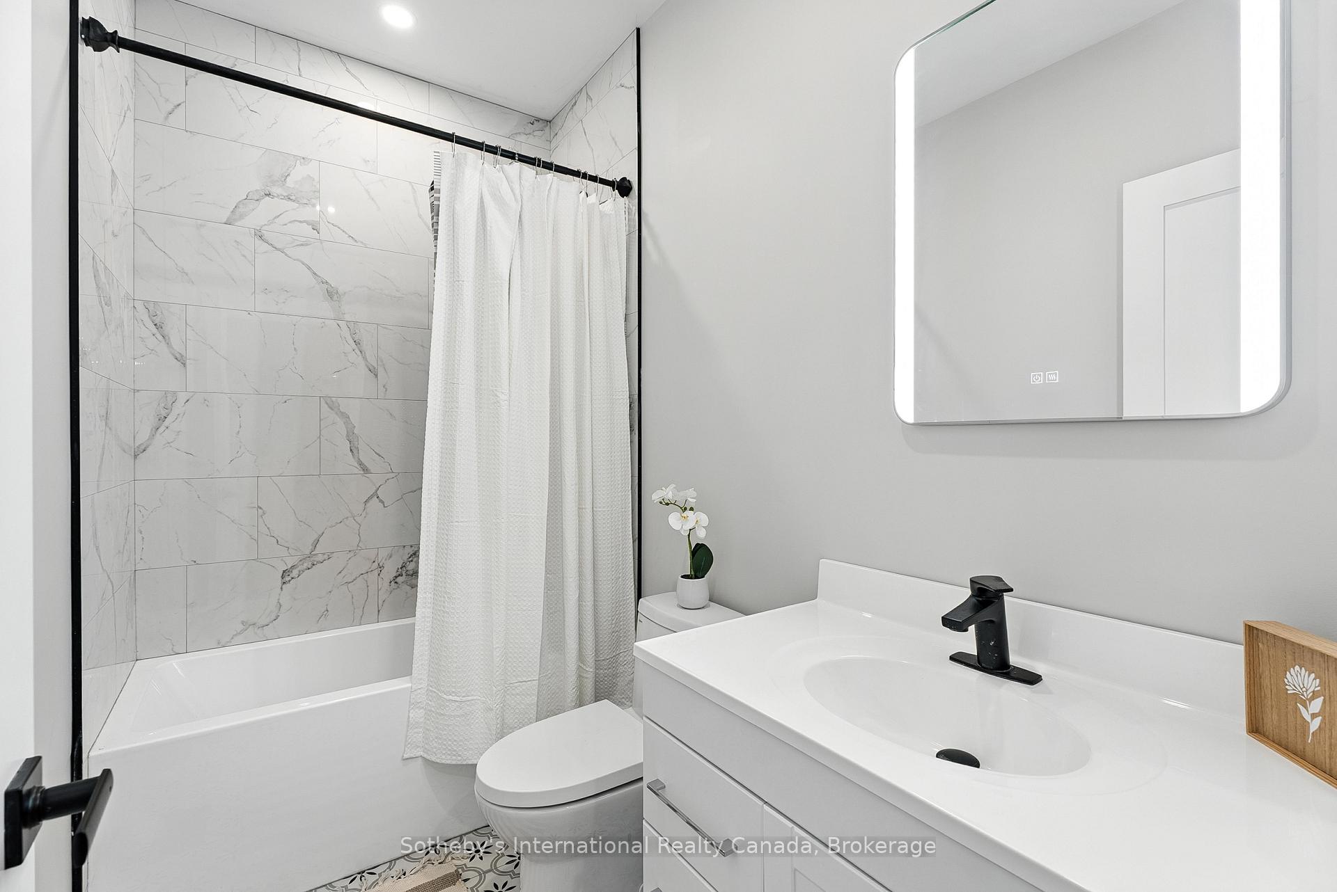 Photo 22 of 1064 Laidlaw Avenue, Gravenhurst, Morrison — HOMEH