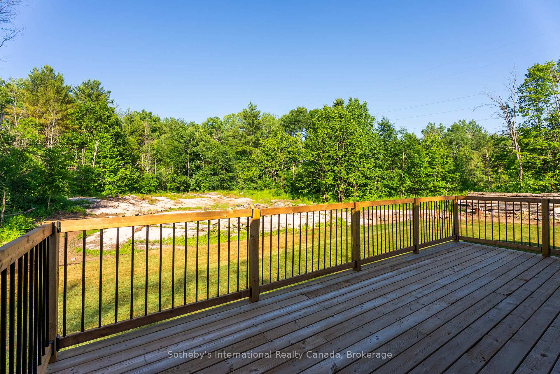 Photo 31 of 1064 Laidlaw Avenue, Gravenhurst, Morrison — HOMEH