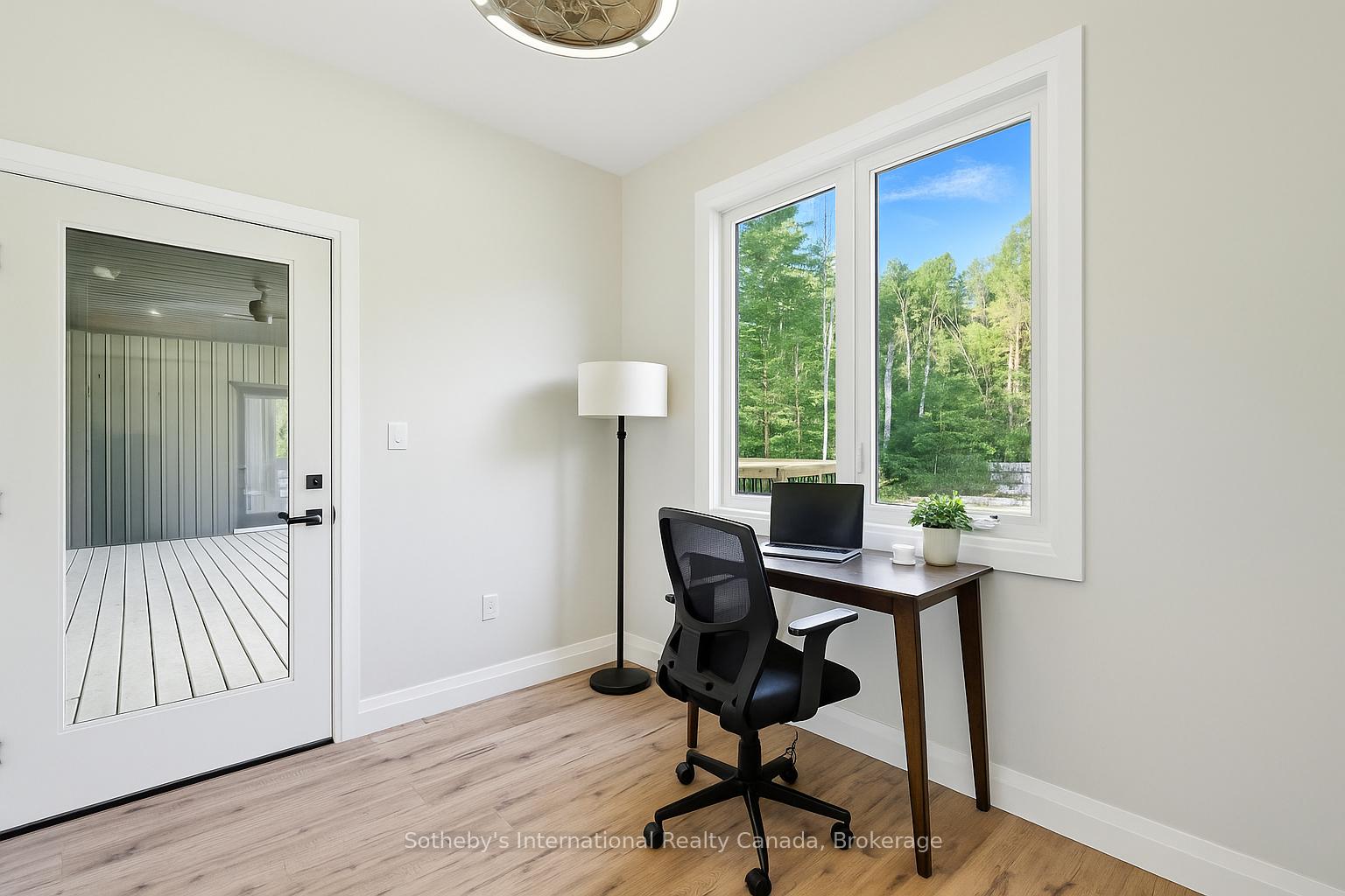 Photo 32 of 1064 Laidlaw Avenue, Gravenhurst, Morrison — HOMEH