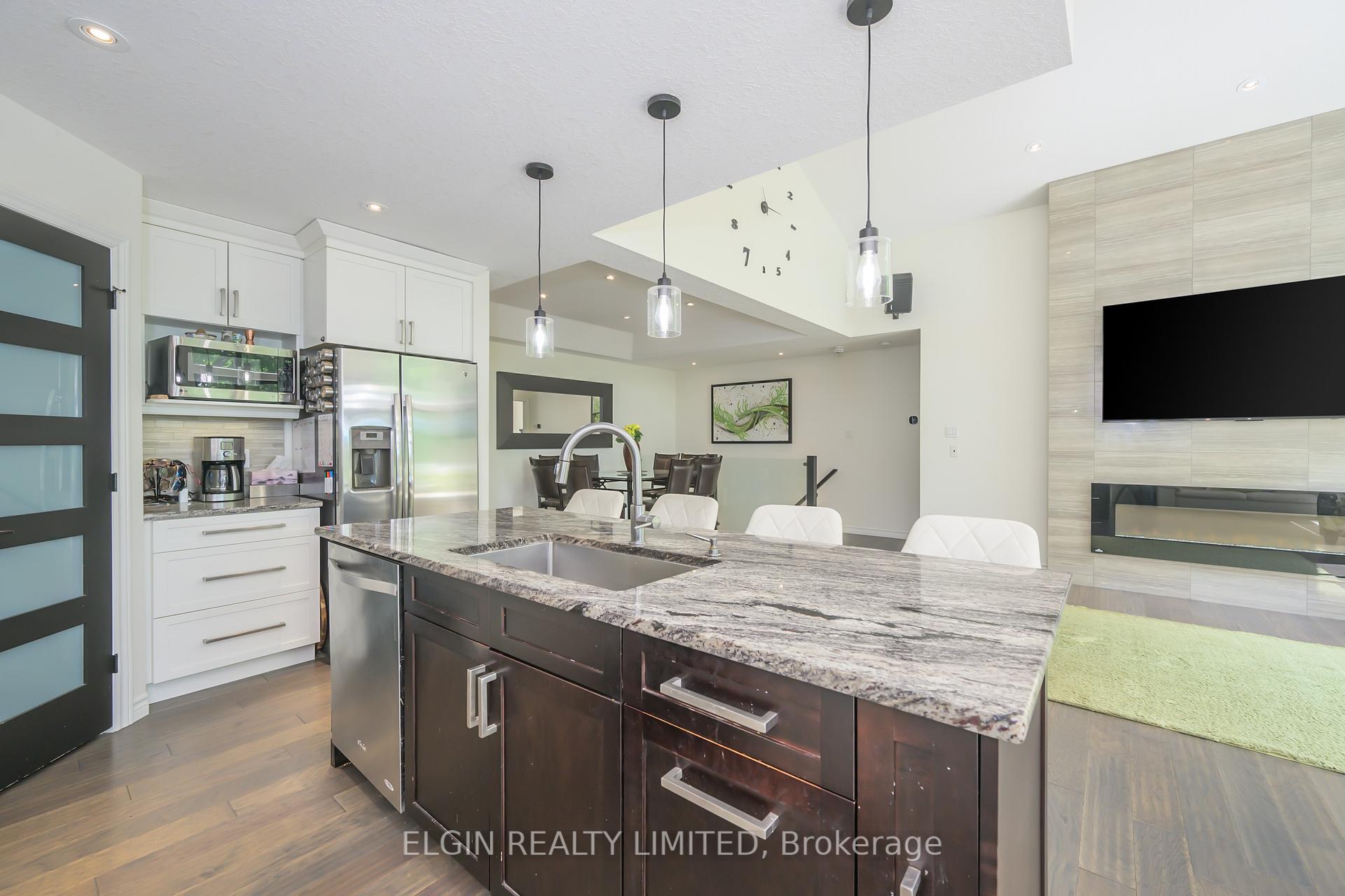 Photo 11 of 222 Centennial Avenue, Central Elgin, Rural Central Elgin — HOMEH