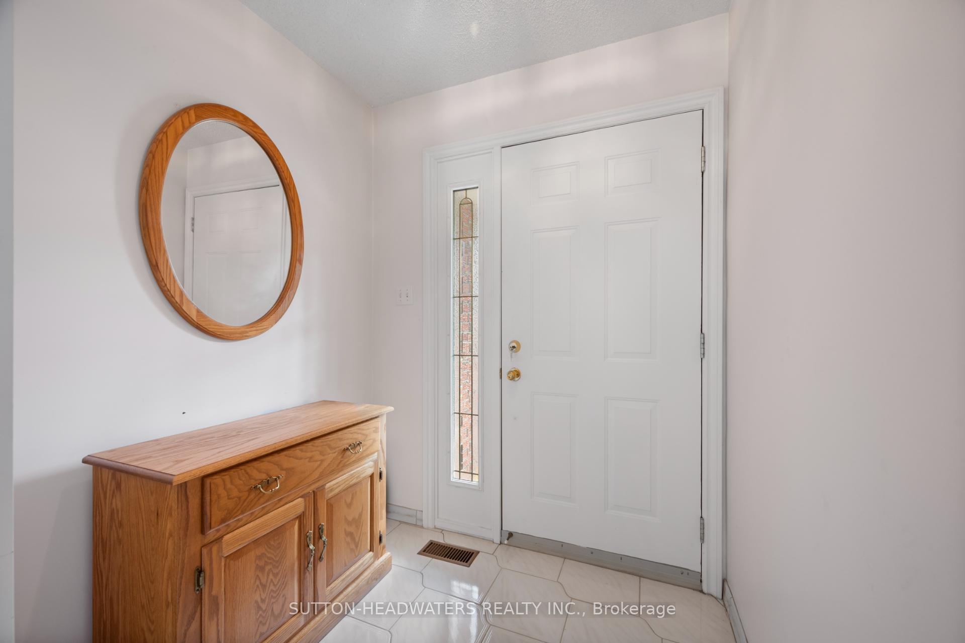 Photo 4 of 25 Caledon Street, Caledon, Rural Caledon — HOMEH