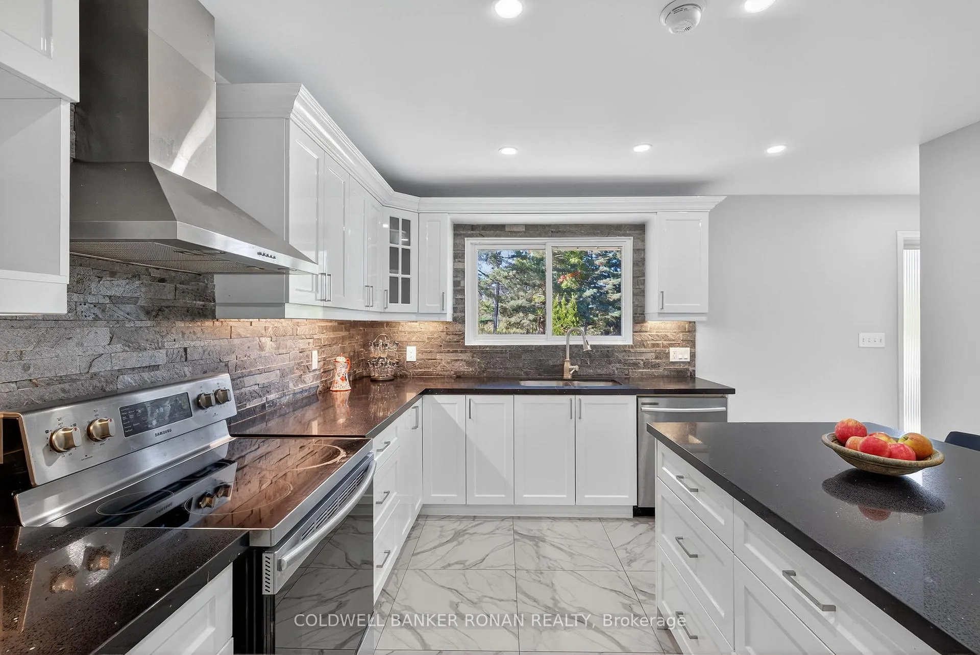 Photo 7 of 5697 2nd Line, New Tecumseth, Rural New Tecumseth — HOMEH