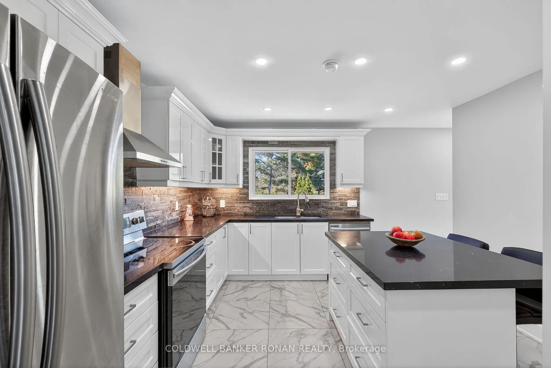 Photo 8 of 5697 2nd Line, New Tecumseth, Rural New Tecumseth — HOMEH