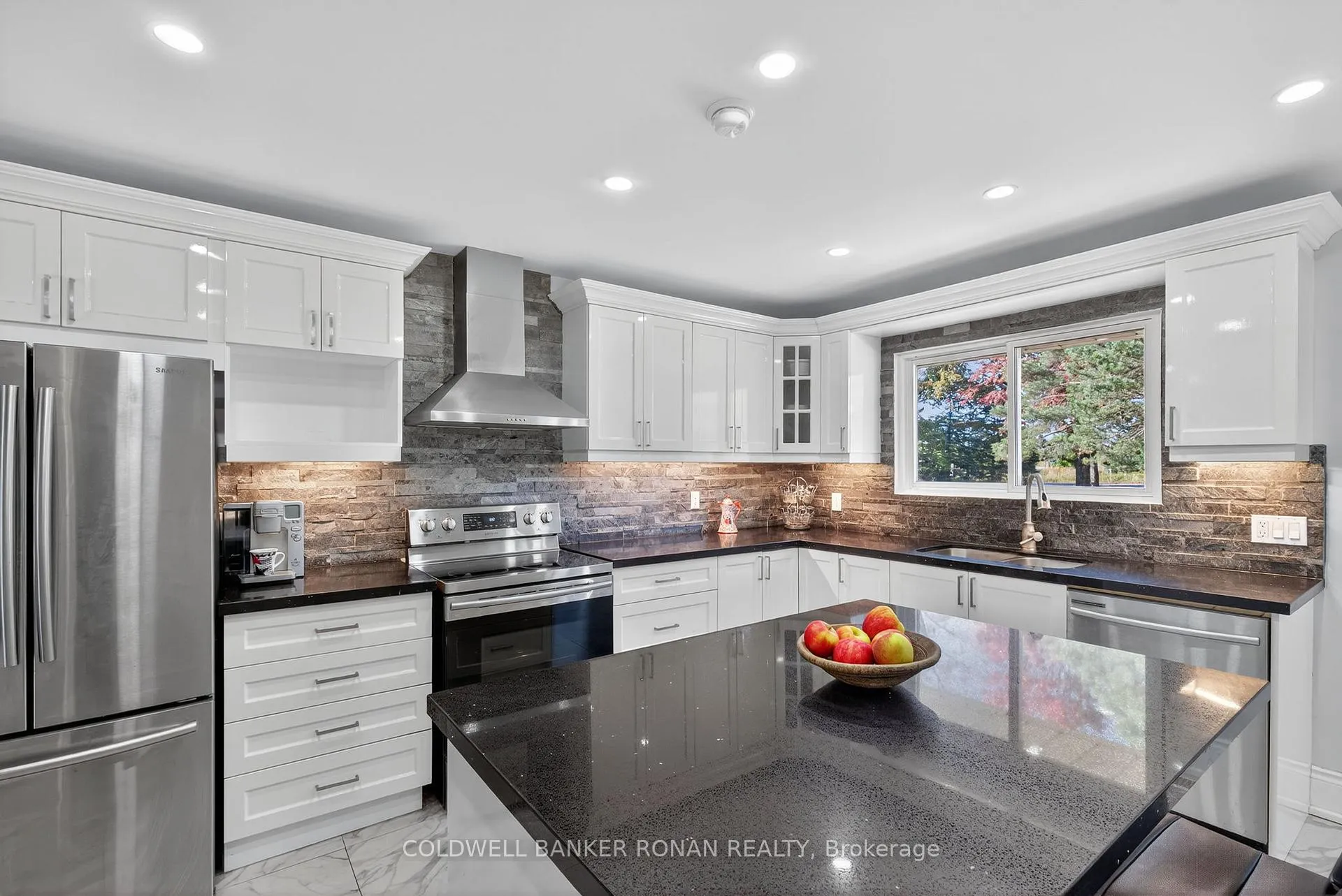 Photo 9 of 5697 2nd Line, New Tecumseth, Rural New Tecumseth — HOMEH