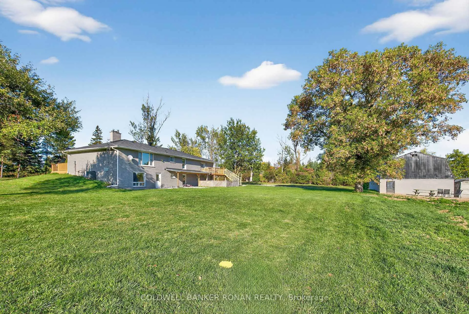 Photo 42 of 5697 2nd Line, New Tecumseth, Rural New Tecumseth — HOMEH