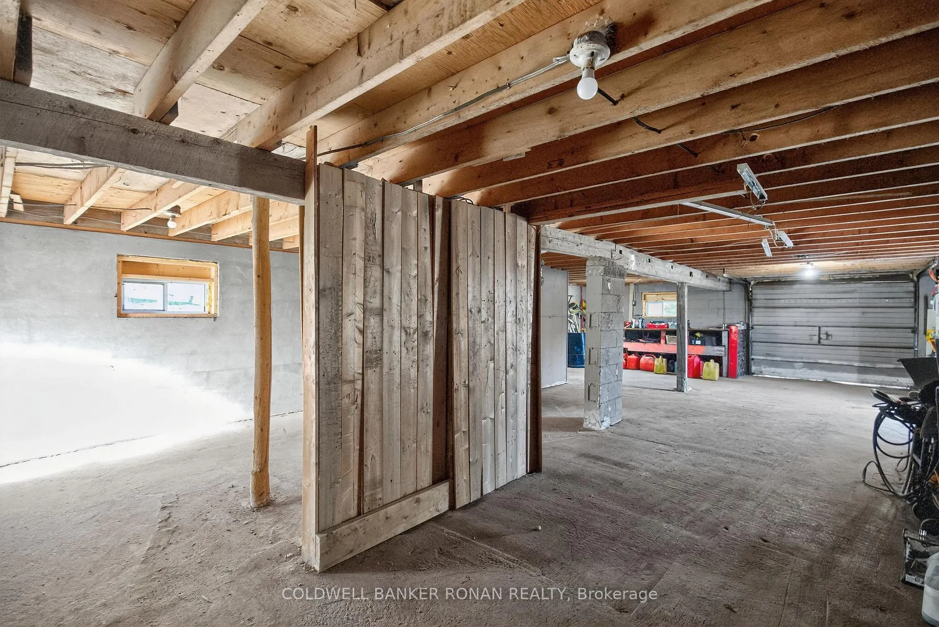 Photo 44 of 5697 2nd Line, New Tecumseth, Rural New Tecumseth — HOMEH