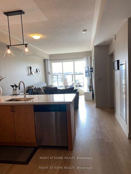 Photo 4 of Unit 249, 555 William Graham Drive, Aurora, Rural Aurora — HOMEH
