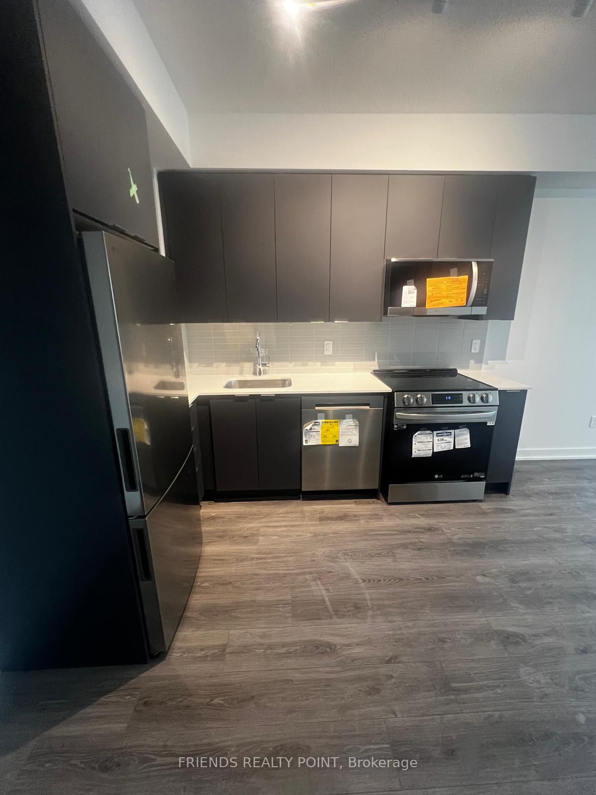 Photo 3 of Unit 415, 225 Malta Avenue, Brampton, Fletcher's Creek South — HOMEH