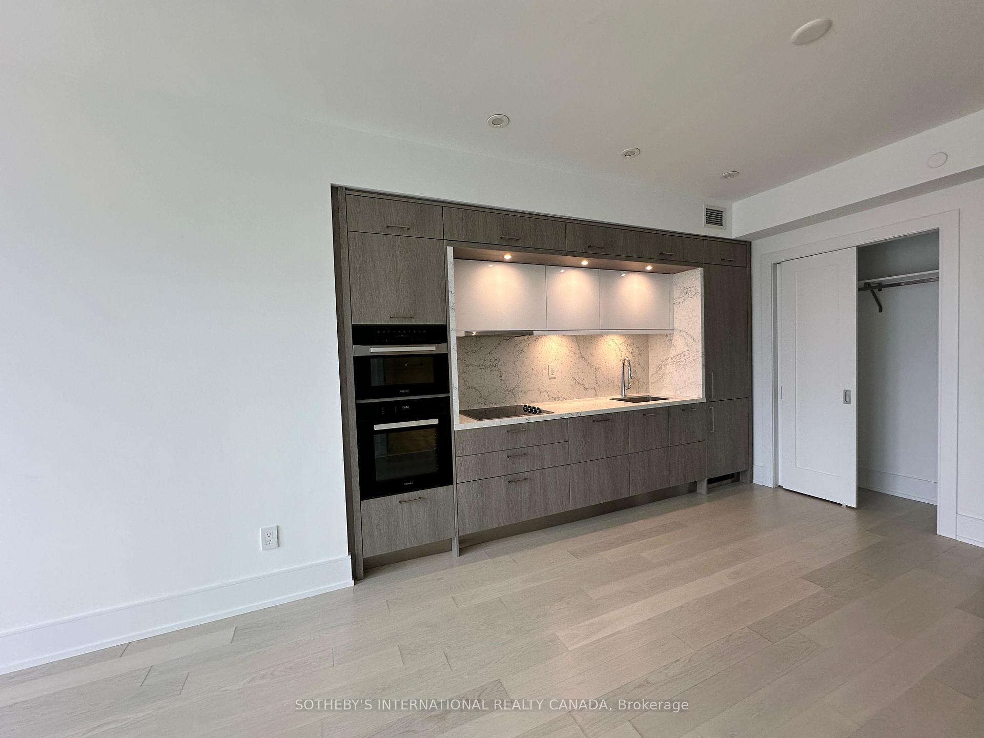 Photo 4 of Unit 529, 155 Merchants Wharf, Toronto, Waterfront Communities — HOMEH