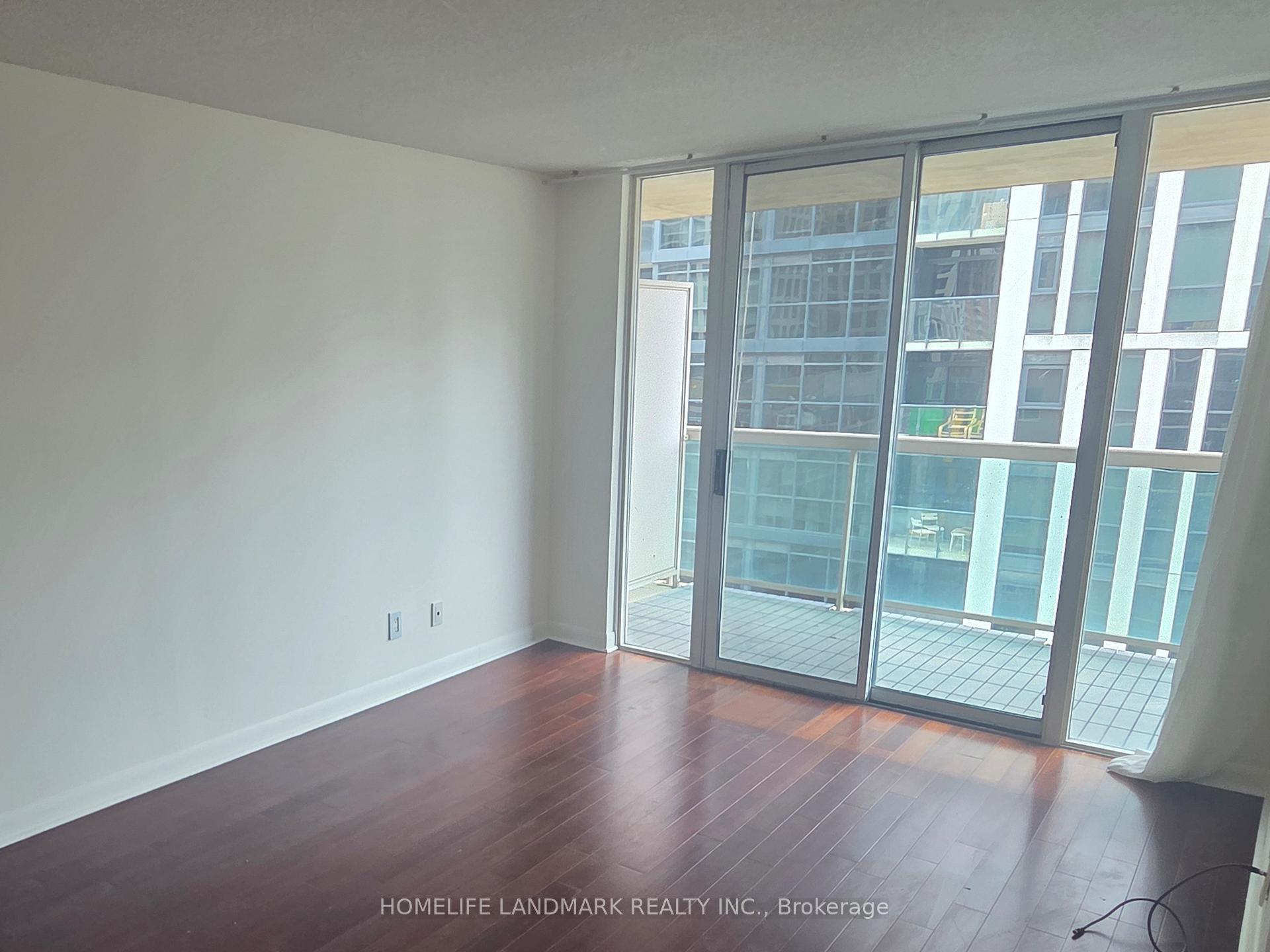 Photo 5 of Unit 911, 323 Richmond Street E, Toronto, Moss Park — HOMEH
