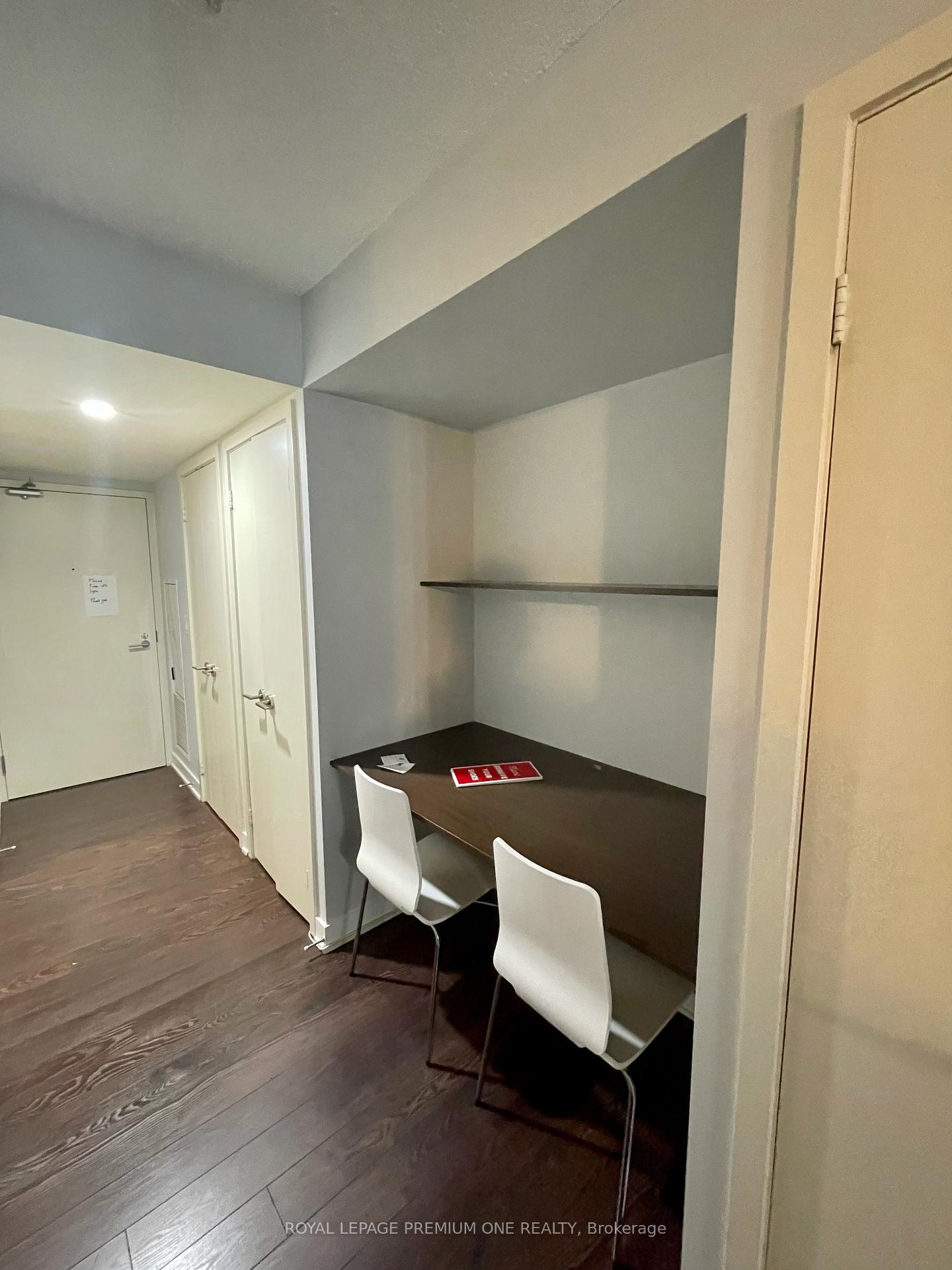 Photo 4 of Unit 811, 110 Charles Street E, Toronto, Church-Yonge Corridor — HOMEH