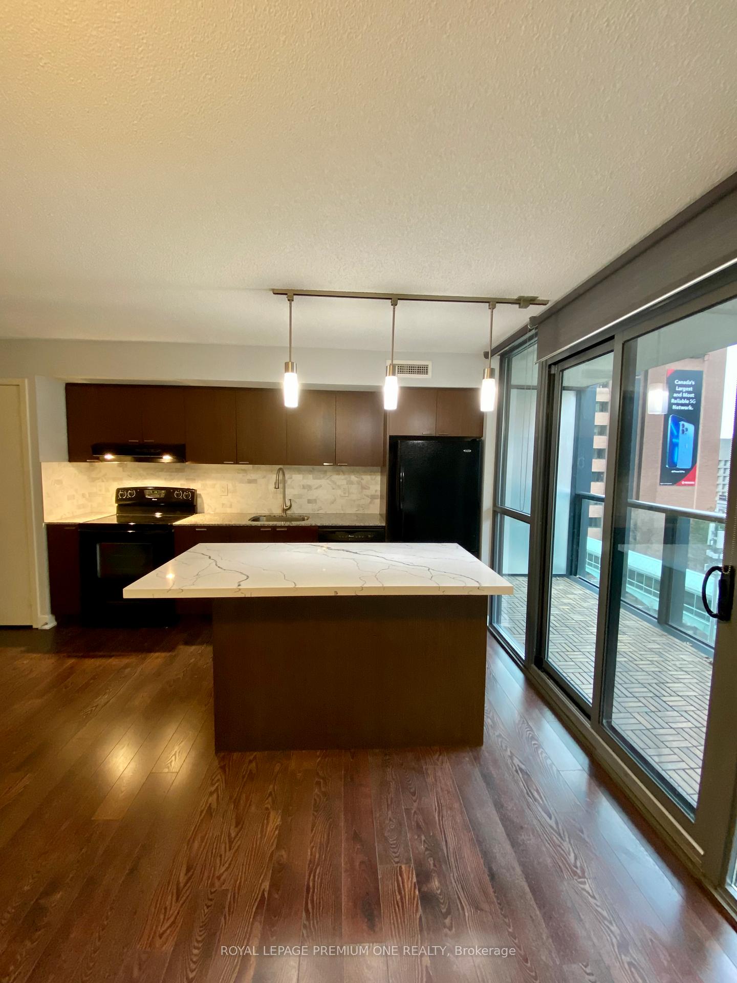 Photo 10 of Unit 811, 110 Charles Street E, Toronto, Church-Yonge Corridor — HOMEH