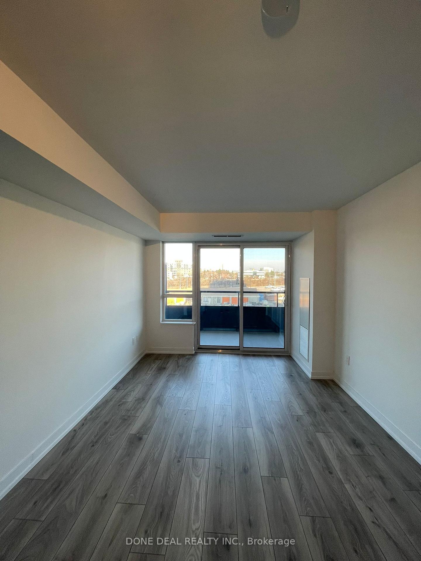 Photo 5 of Unit Unit313, 1455 Celebration Drive, Pickering, Bay Ridges — HOMEH