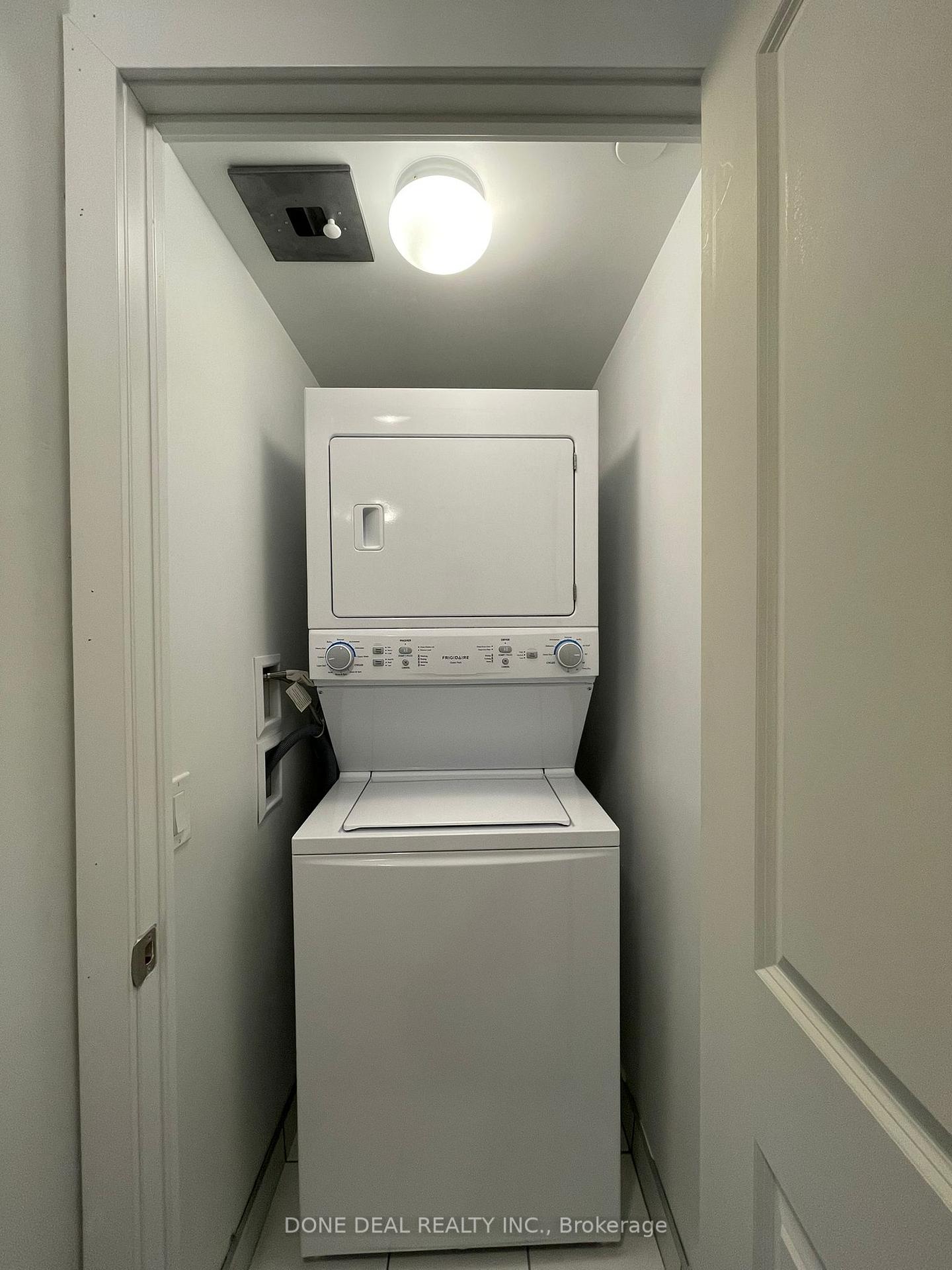 Photo 13 of Unit Unit313, 1455 Celebration Drive, Pickering, Bay Ridges — HOMEH