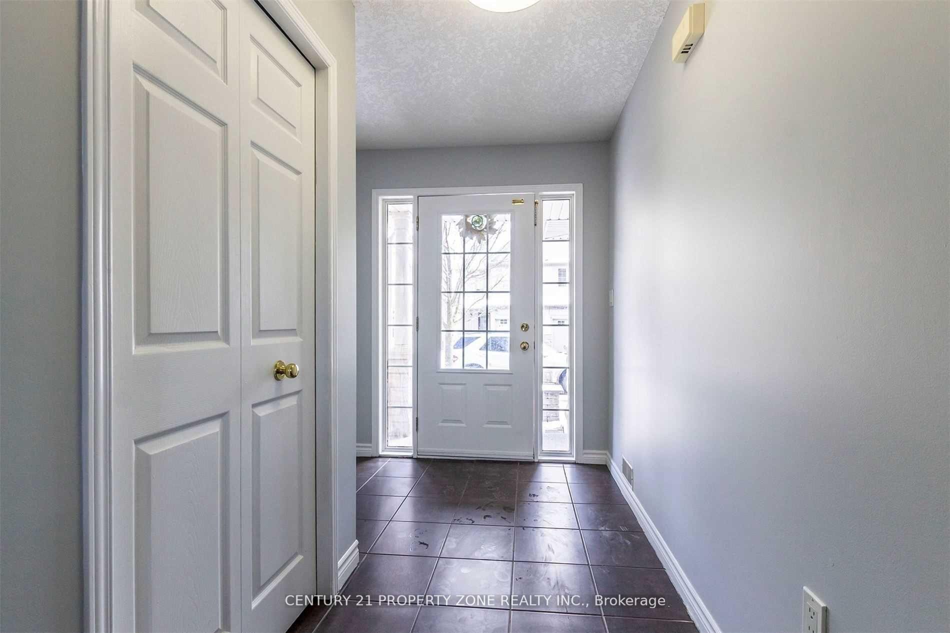 Photo 6 of Unit B13, 85 Bankside Drive, Kitchener, Highland West — HOMEH