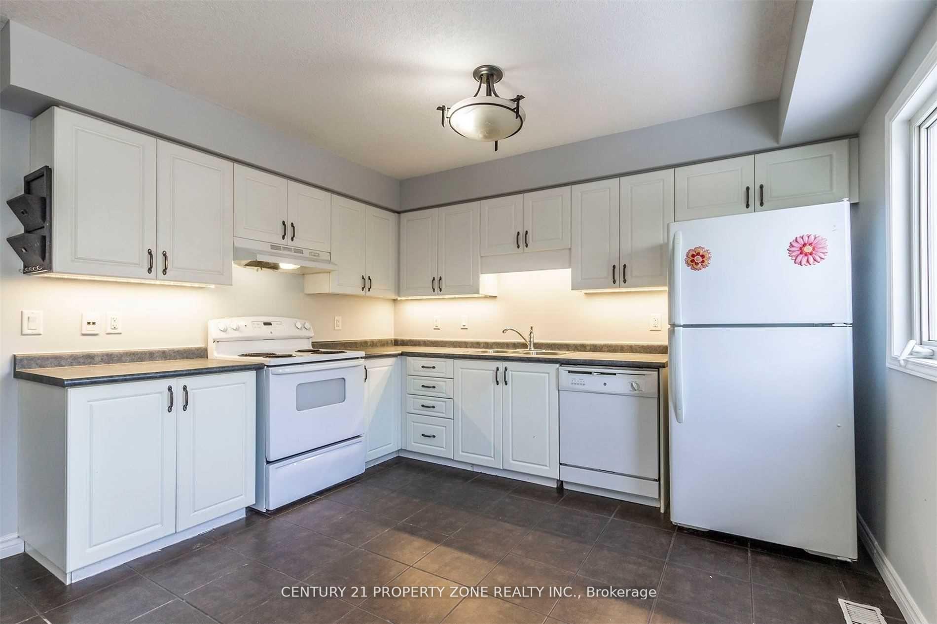 Photo 29 of Unit B13, 85 Bankside Drive, Kitchener, Highland West — HOMEH