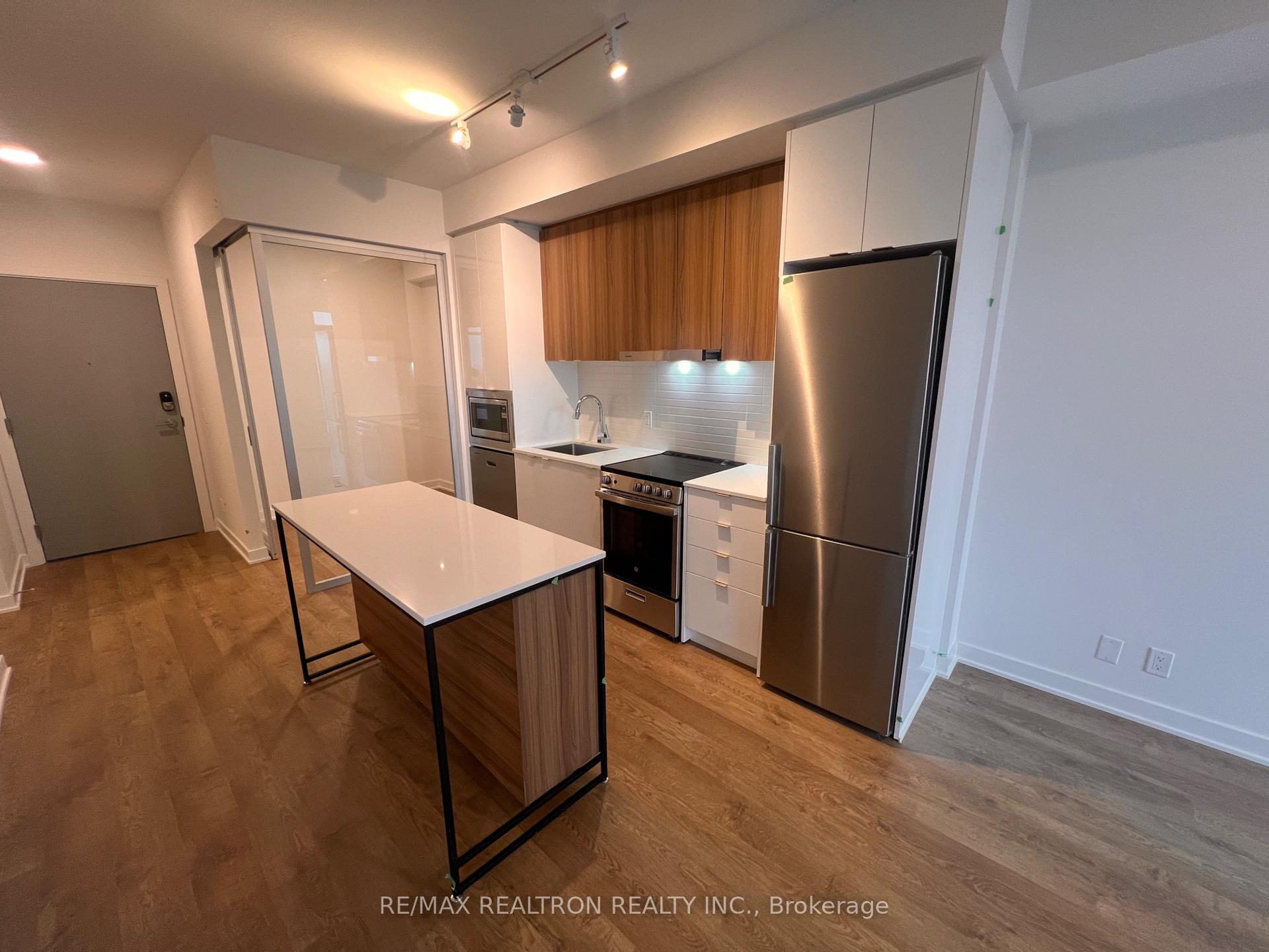 Photo 22 of Unit A-2108, 30 Upper Mall Way, Vaughan, Brownridge — HOMEH