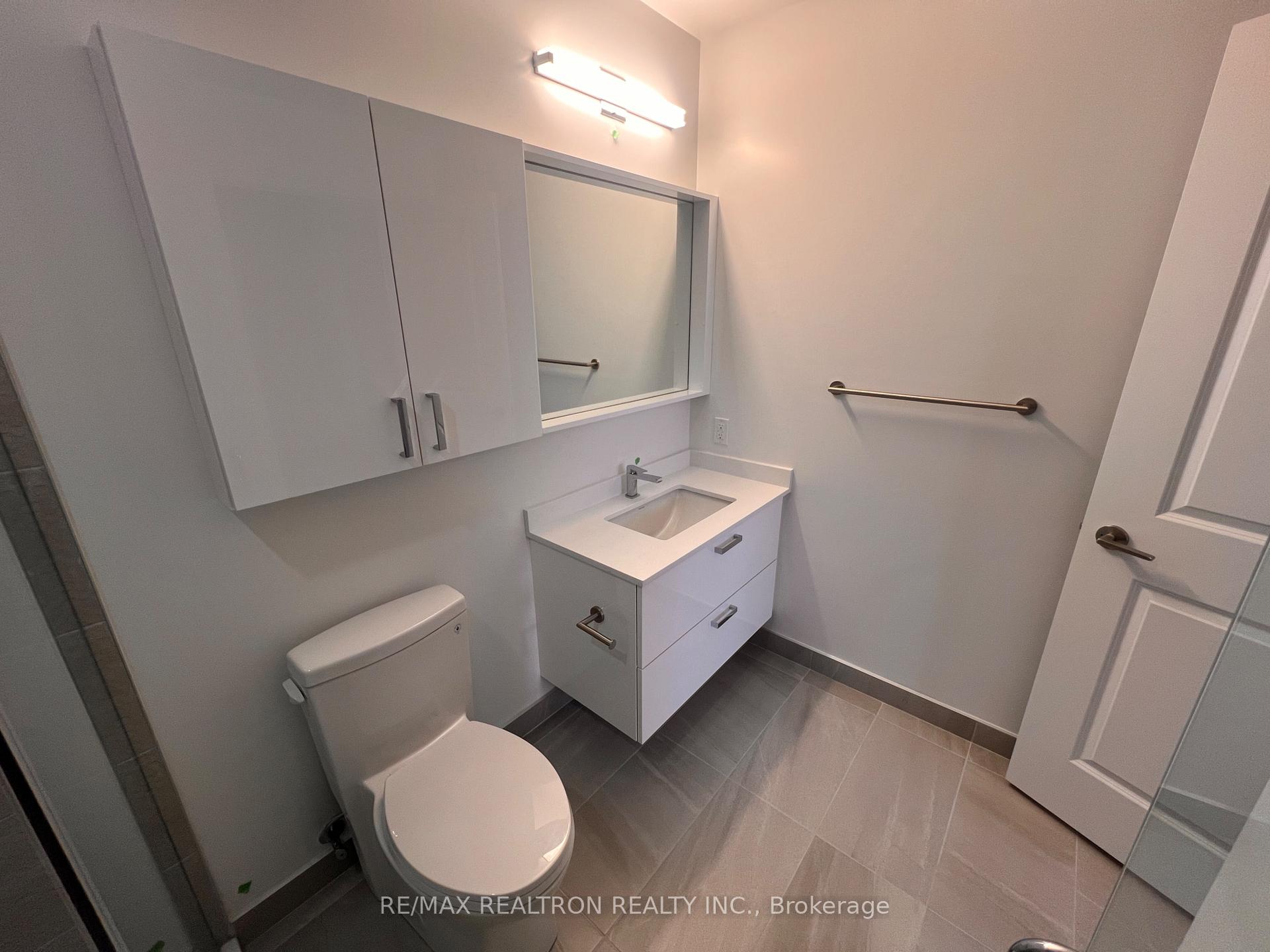 Photo 32 of Unit A-2108, 30 Upper Mall Way, Vaughan, Brownridge — HOMEH