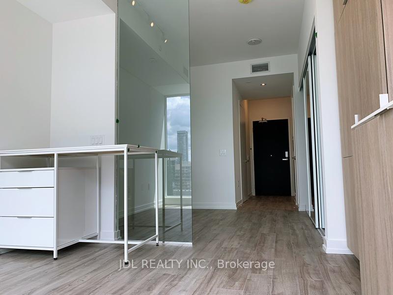 Photo 10 of Unit 2515, 77 Shuter Street, Toronto, Church-Yonge Corridor — HOMEH