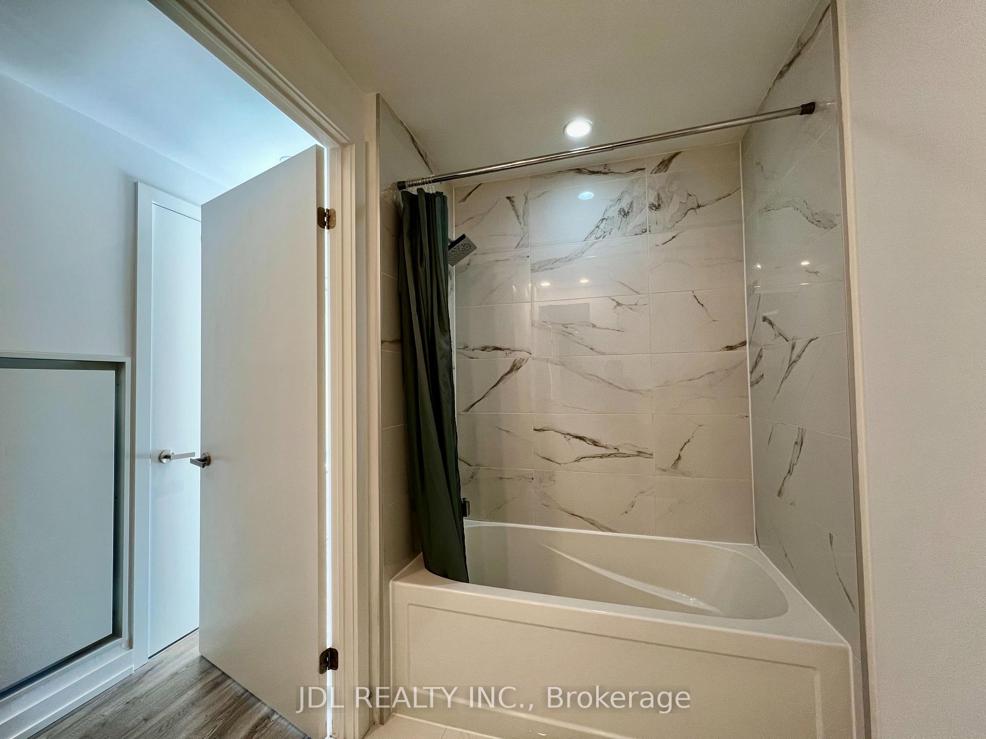 Photo 33 of Unit 2515, 77 Shuter Street, Toronto, Church-Yonge Corridor — HOMEH